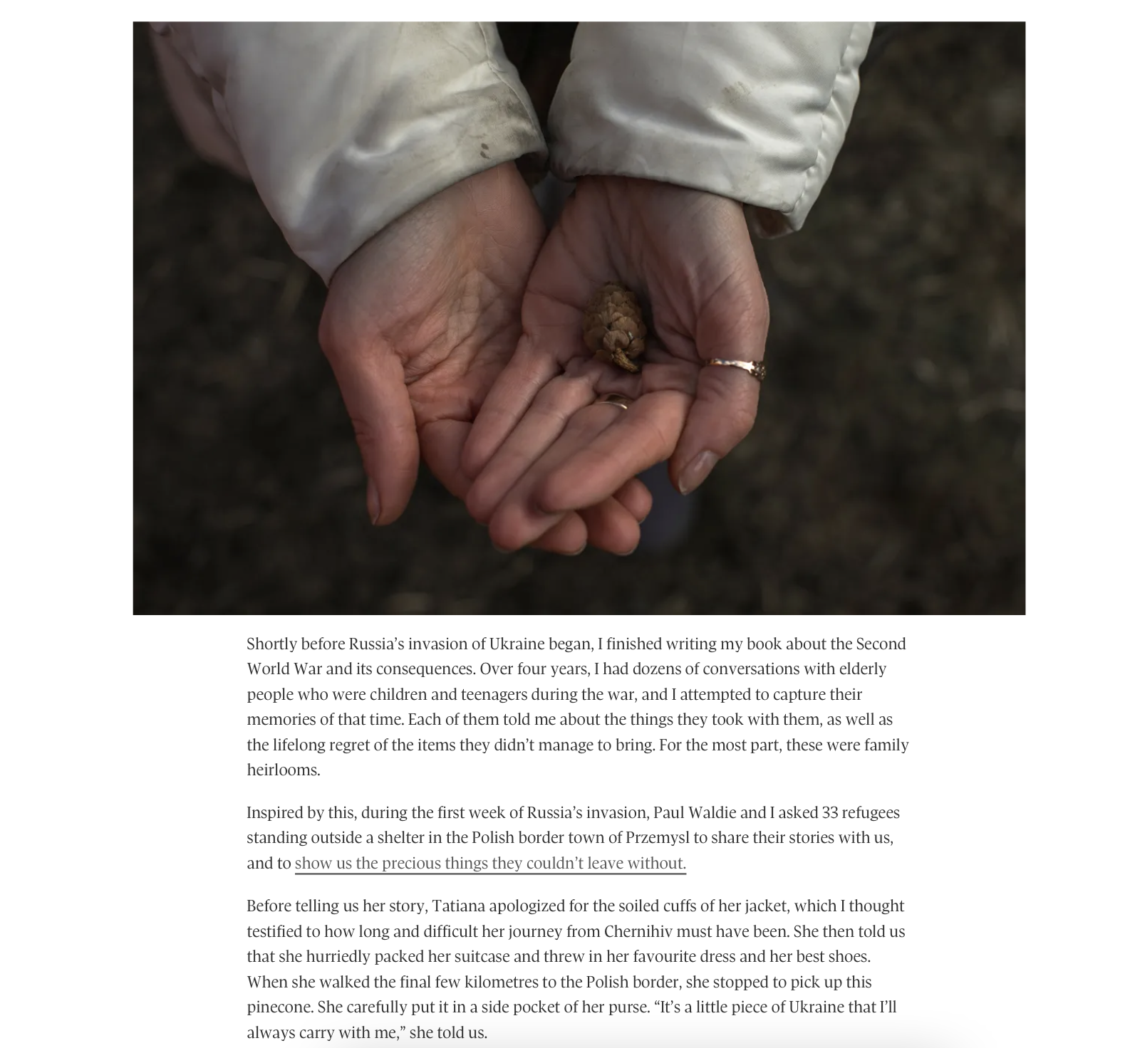Art and Documentary Photography - Loading The_Globe___s_eyes_in_Ukraine_anna_liminowicz_4.png