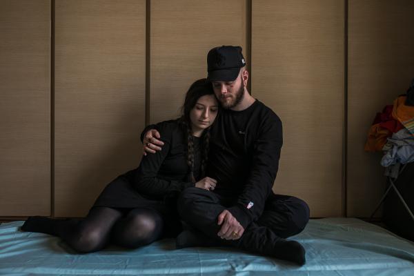 Ukrainians and residents in Warsaw , once strangers and now roommates, try to find common ground.           By Paul Waldie, on assignment for The Globe and Mail - 03/15/2022 Warsaw Poland. Oliver and Sofia Hawes got married in Kyiv two days before the Russian...