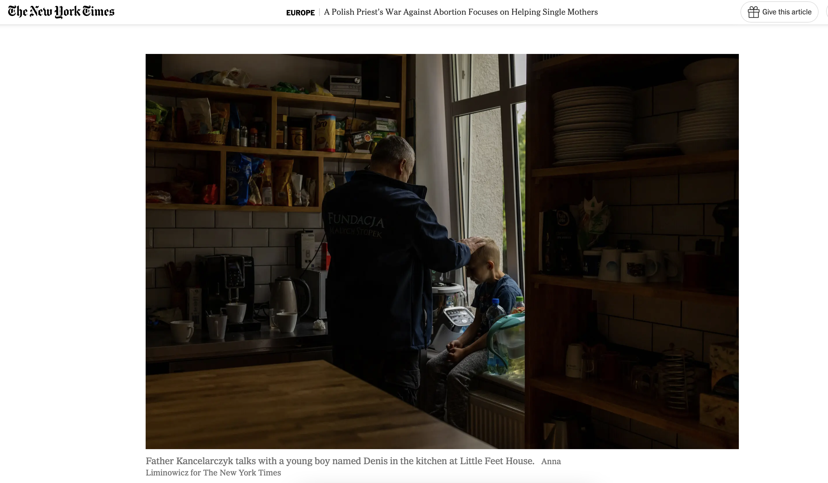 Art and Documentary Photography - Loading the_new_york_times_anna_liminowicz_9.png