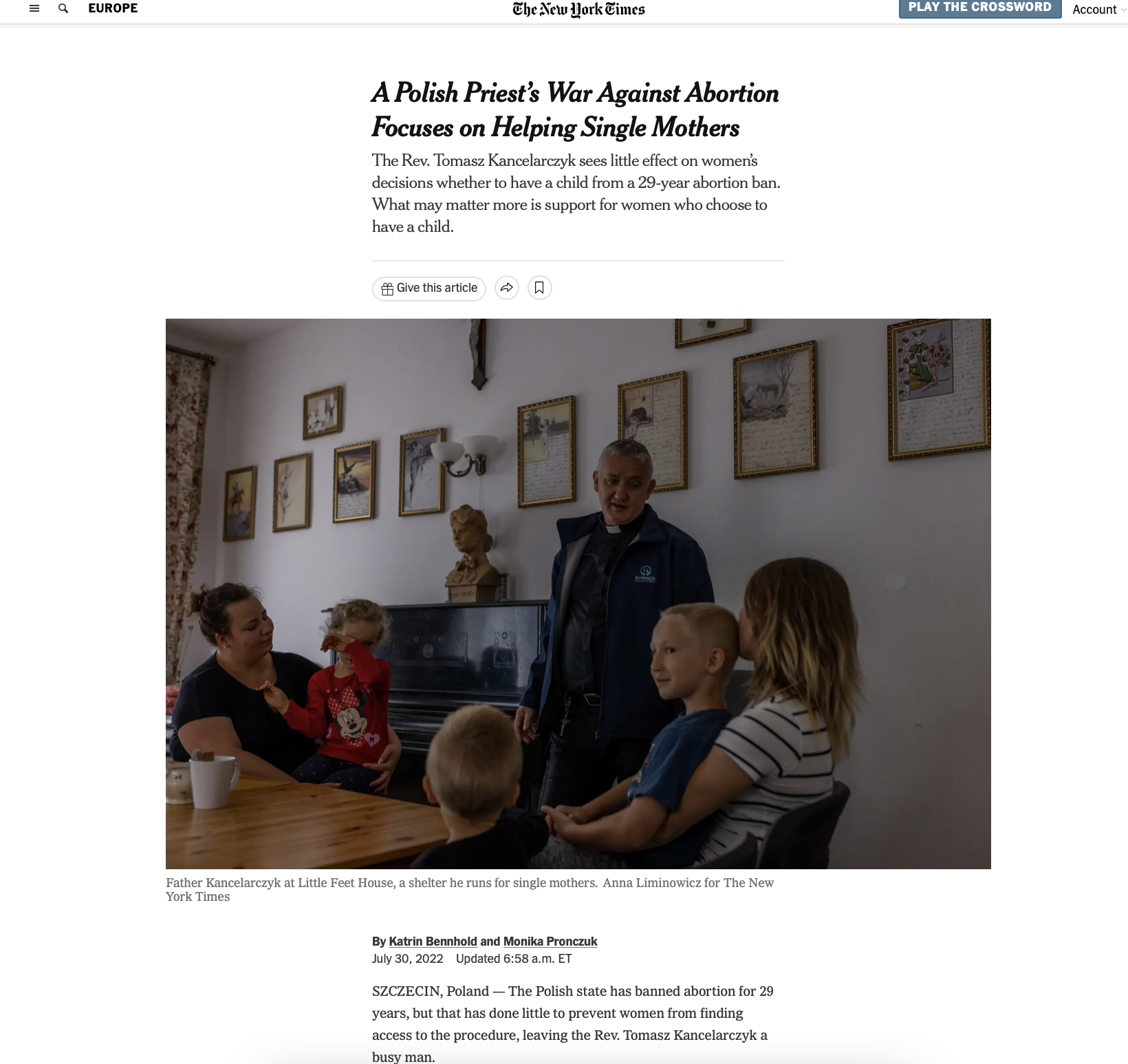 Art and Documentary Photography - Loading the_new_york_times_anna_liminowicz_1.png