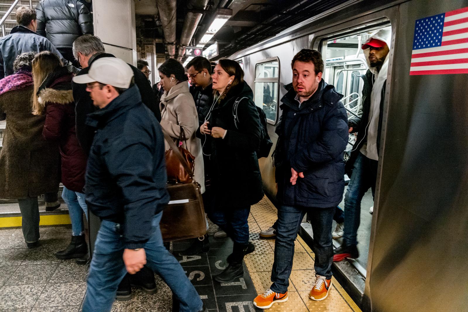 Rush Hour/NYC Subway 191213177