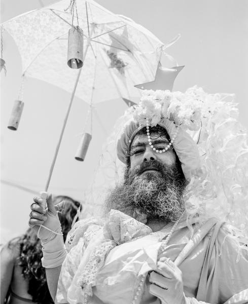 Kenneth Nelson | Images