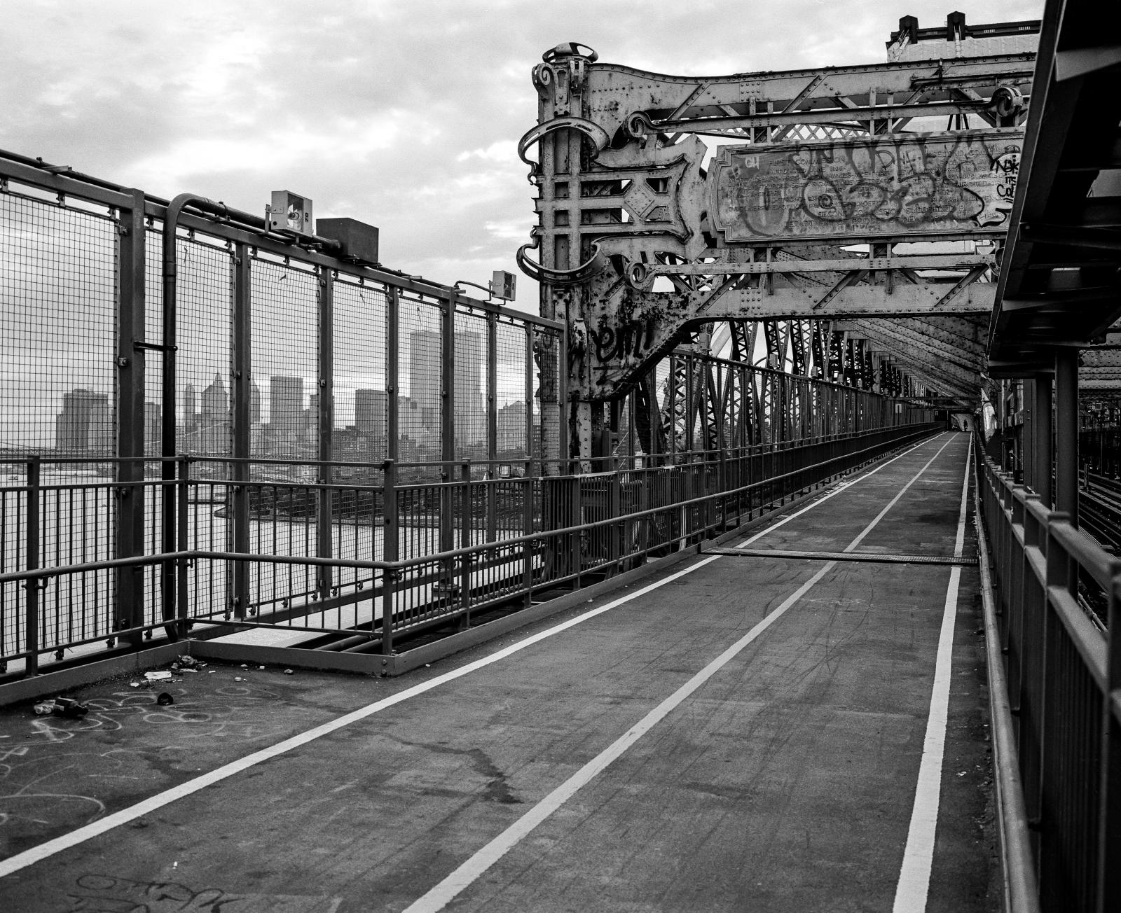 Williamsburg Bridge 99090307