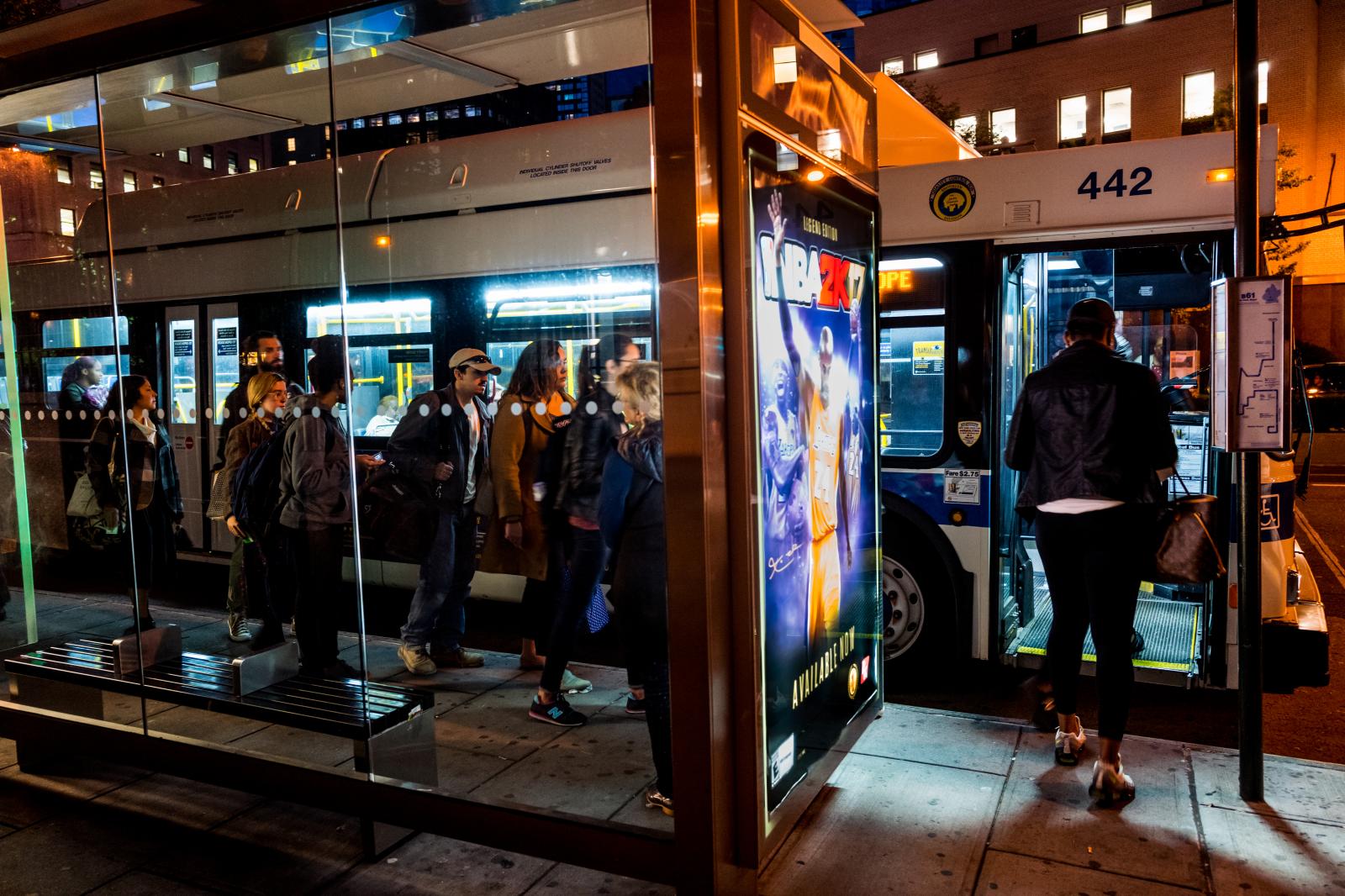 Rush Hour/NYC Bus 161011047