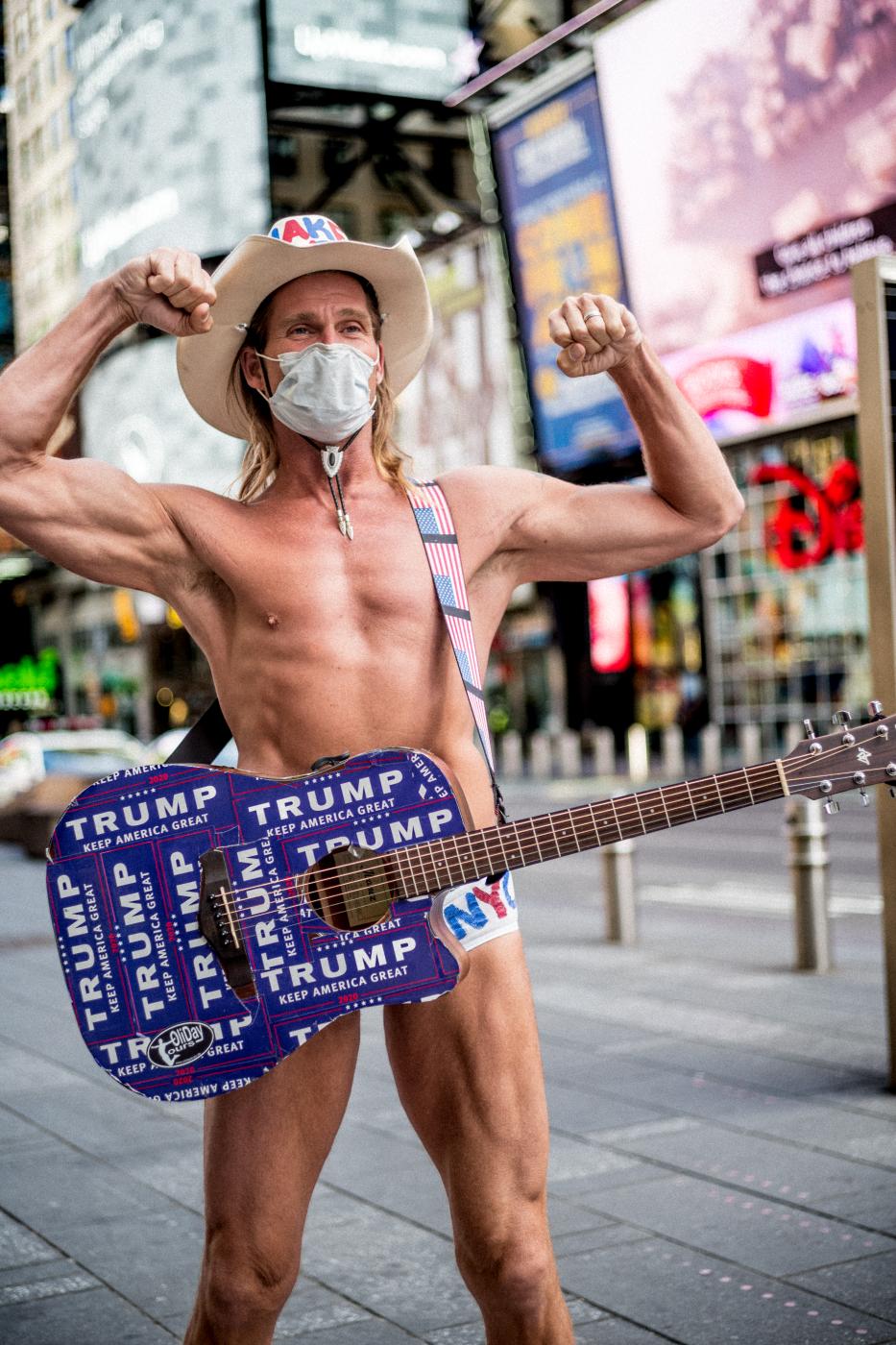  Street Performer Robert Burck, first day of New York shutdown  45th Street/7th Avenue/Times Square  March 21, 2020 