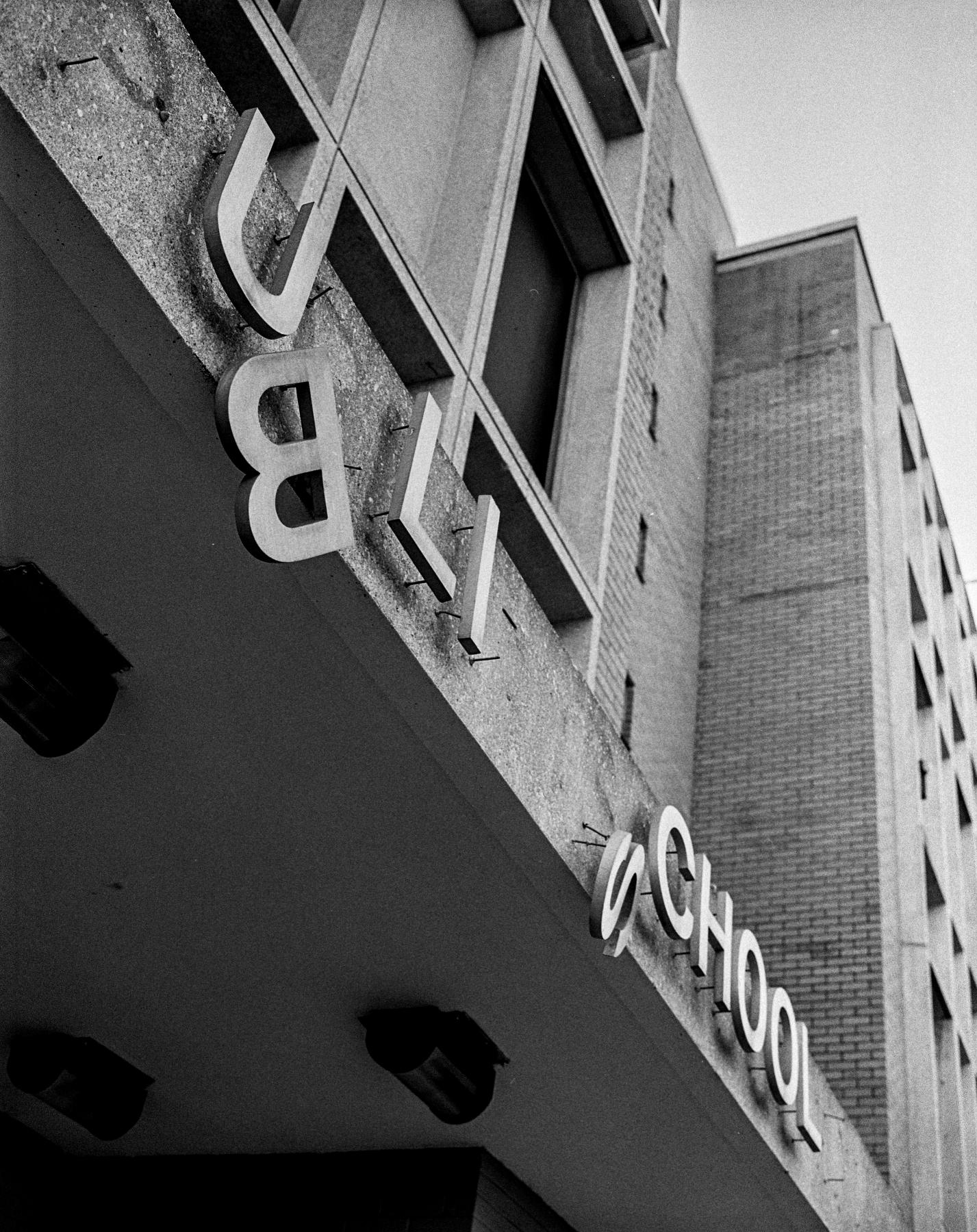 BS Falling 091227204 | Buy this image