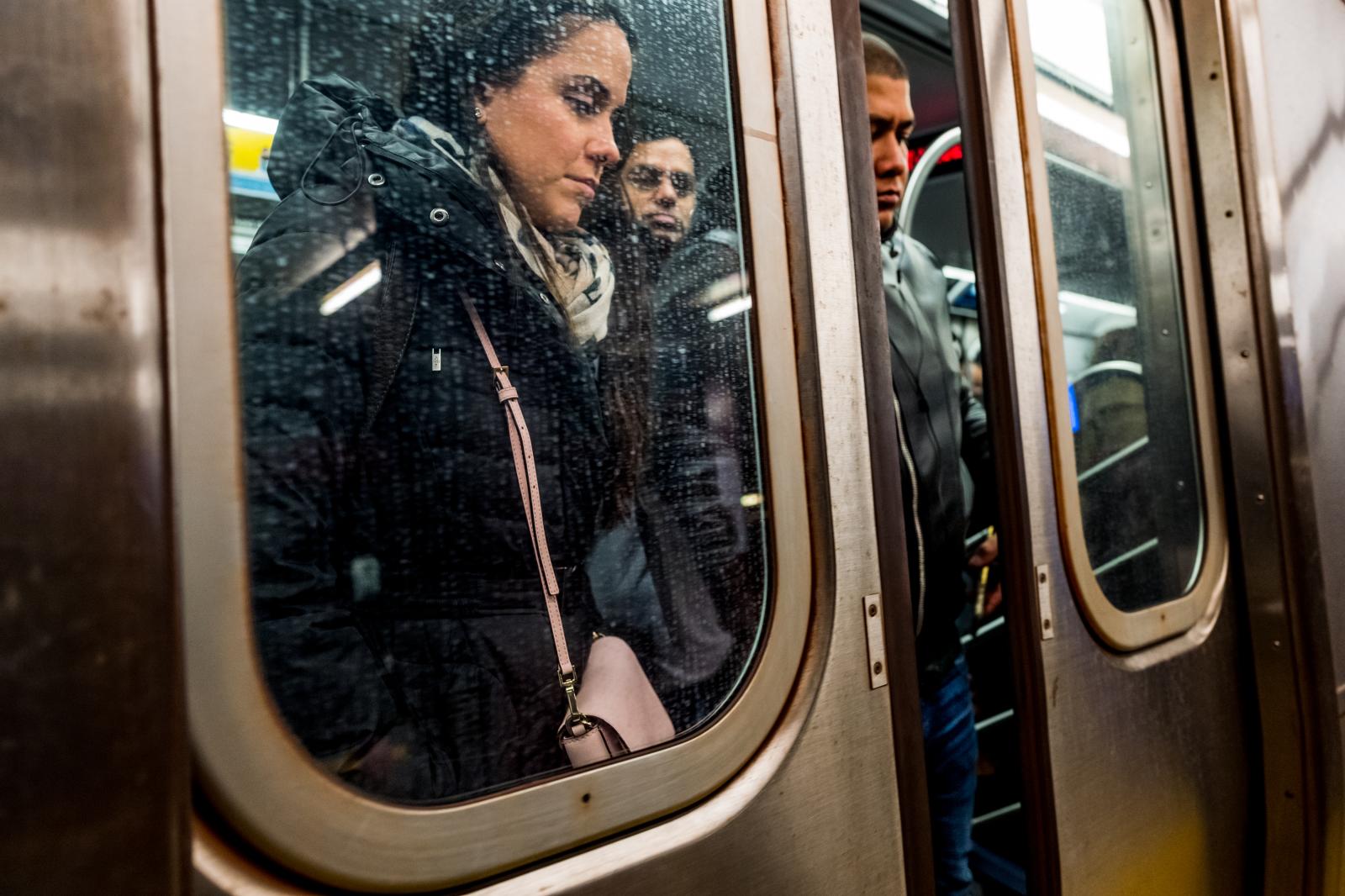 Subway Doors Opening 160407018