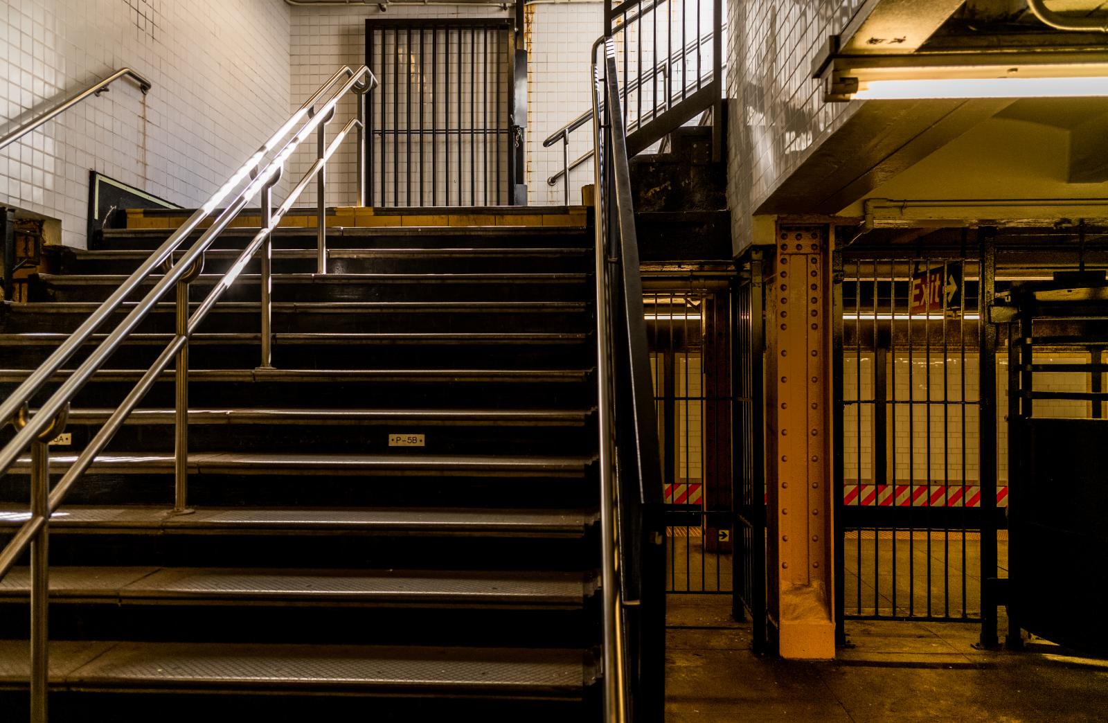 Subway Entrance 200215002