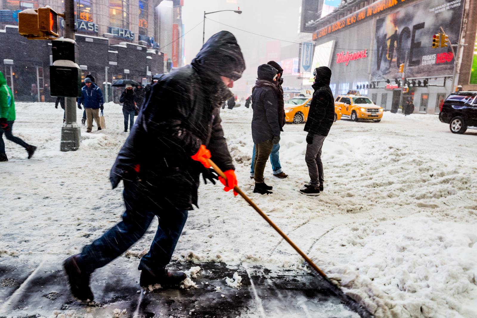 Streets of Times Square 160123654