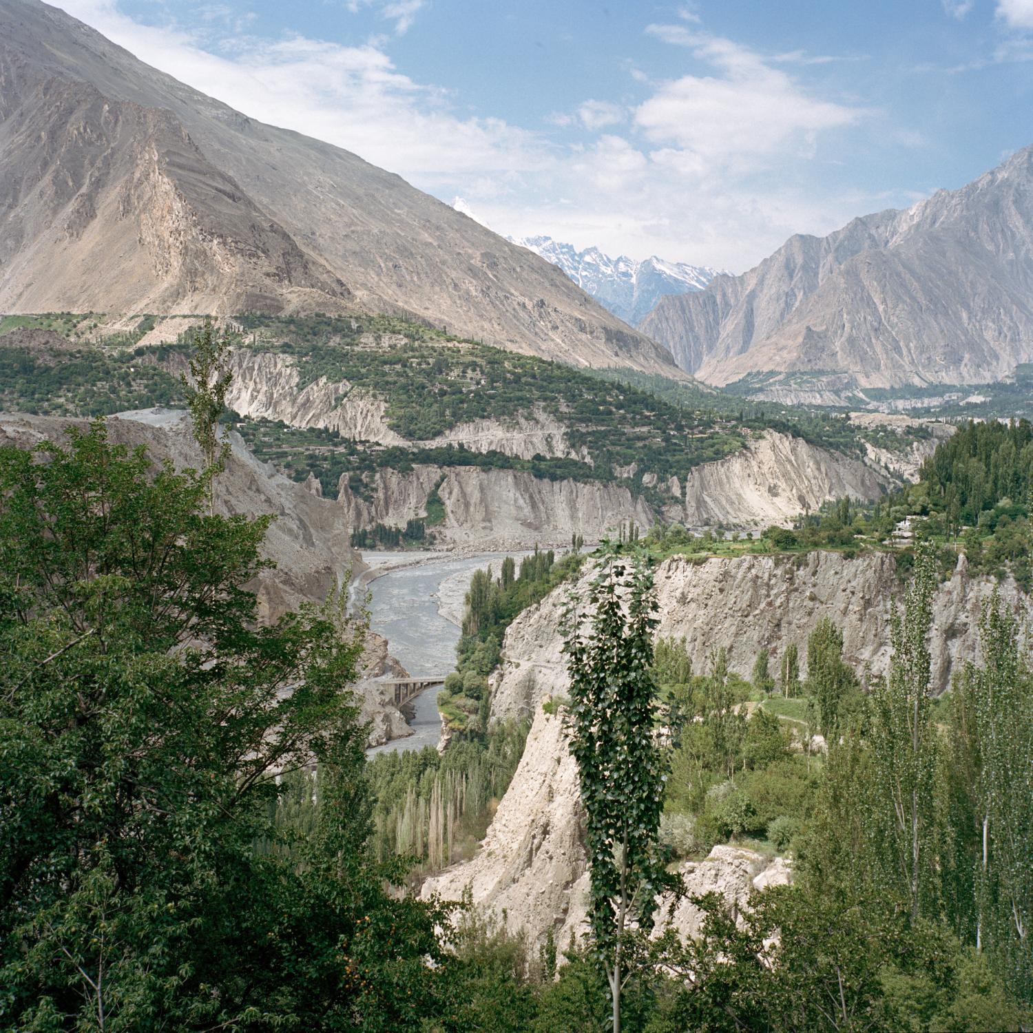 Single images - A view of the majestic Hunza valley in northern Pakistan,...