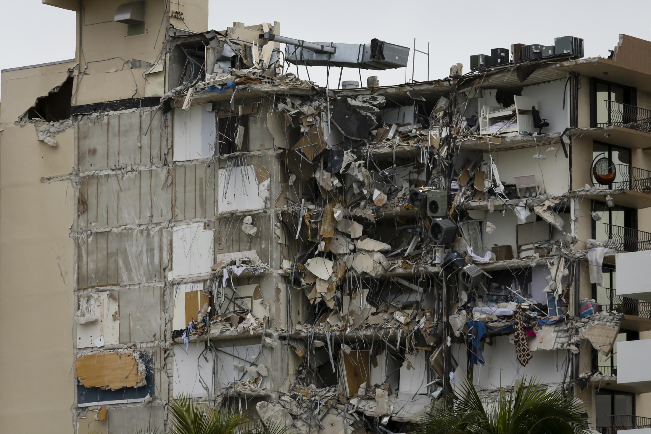 2021 - Surfside building collapsed - Debris of from a partially collapsed building in Surfside...