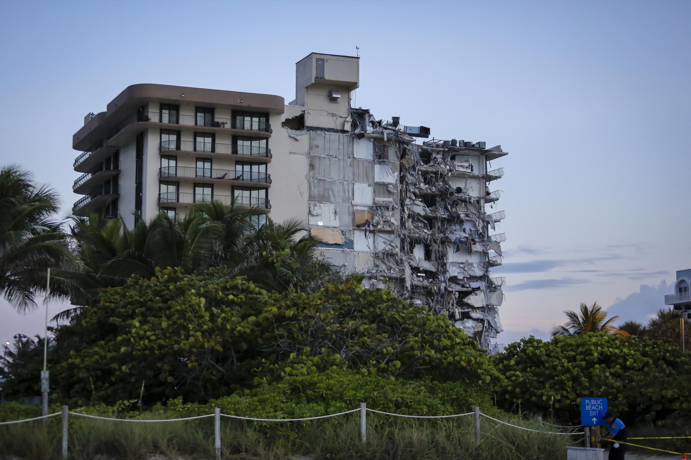 2021 - Surfside building collapsed - Champlain Tower partially collapsed in Surfside, Florida,...