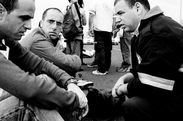 taking a break between calls at the entrance to the emergency room of &quot;echilov&quot; hospital in tel-aviv israel- 23/5/06 CATEGORY-#23 FREELANCE