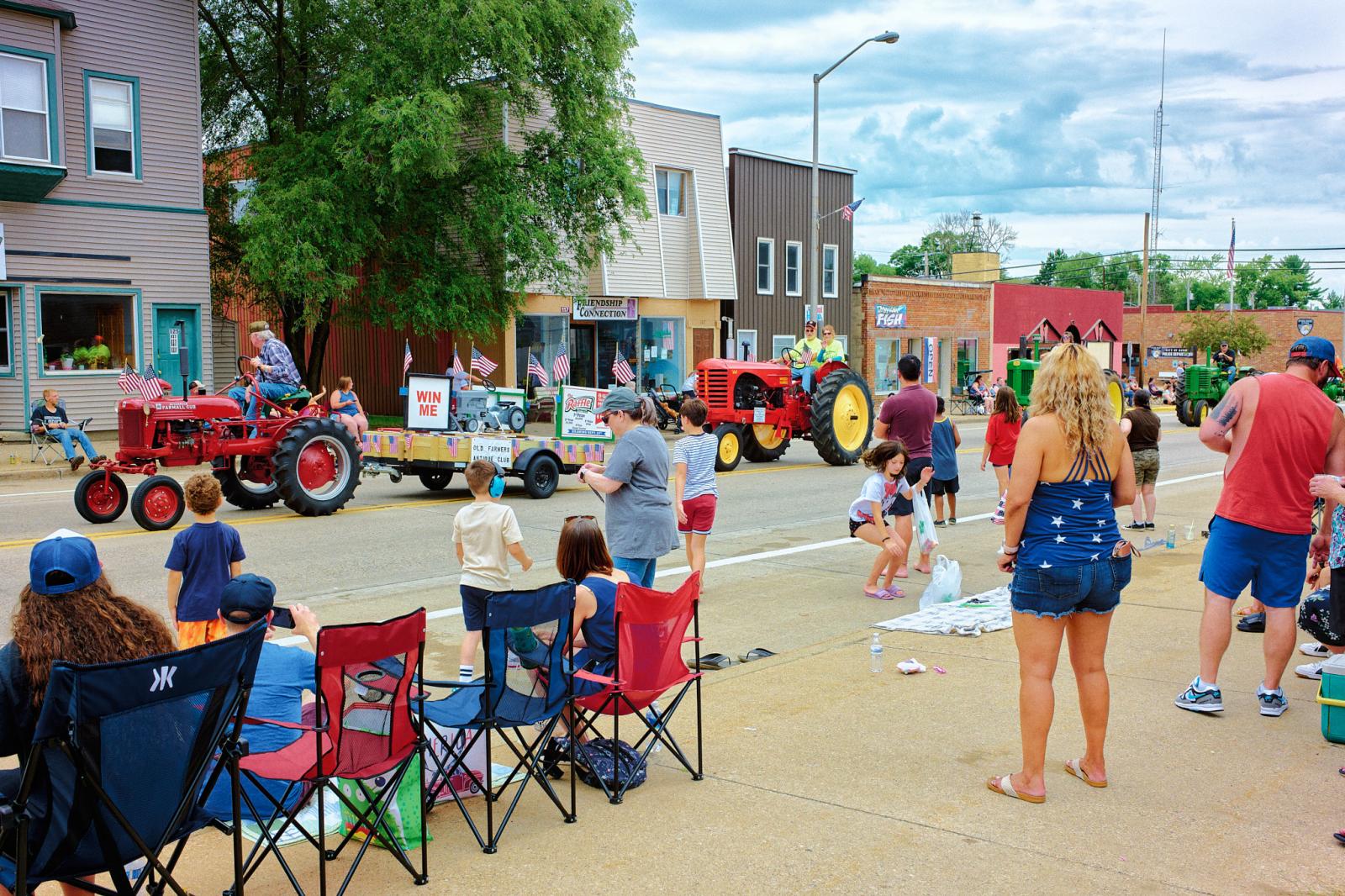 Going to a Fourth of July Parade - new normal photography