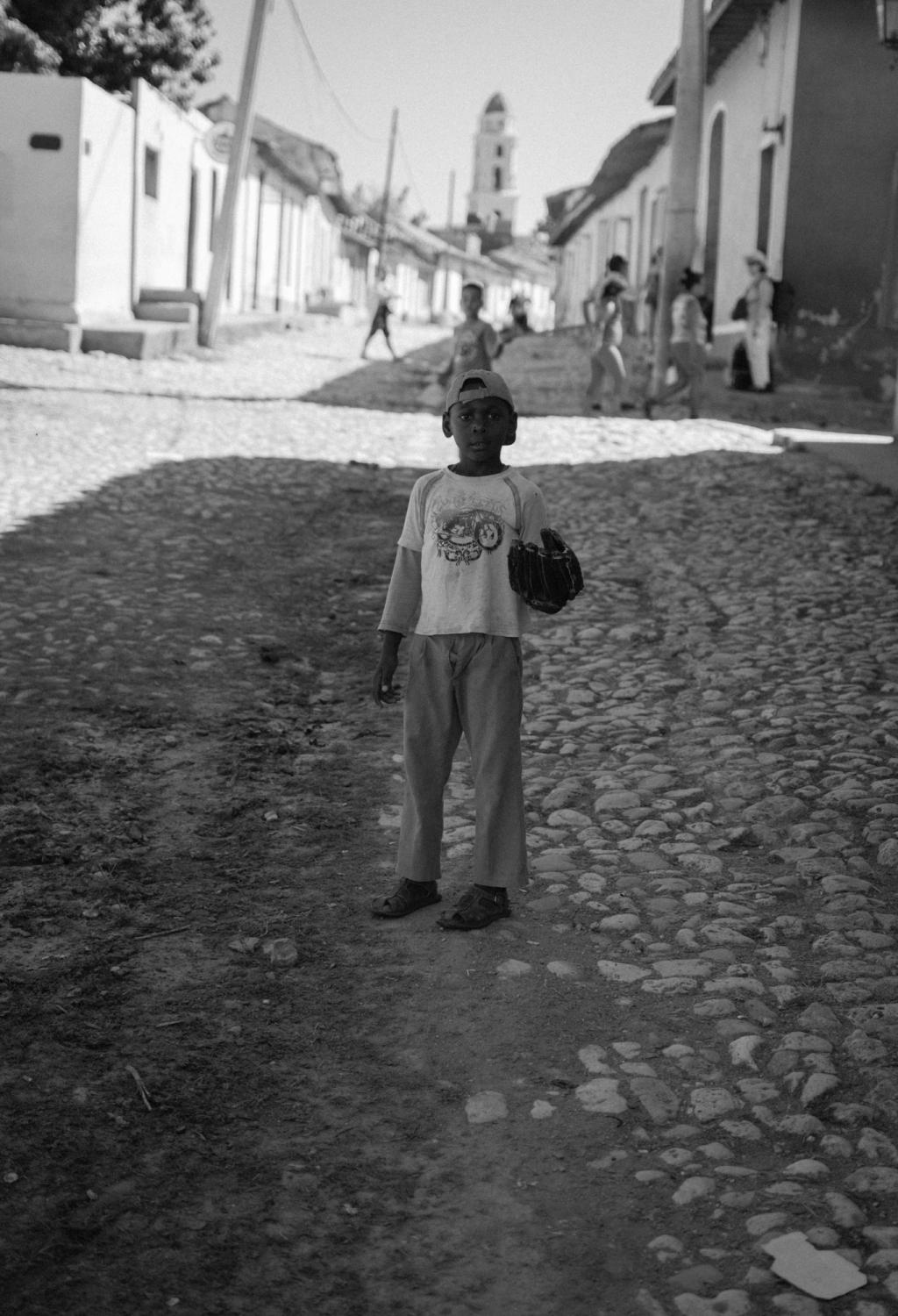 ITINERARIES - Cuban atmosphere. Pictures from two trips on the biggest...