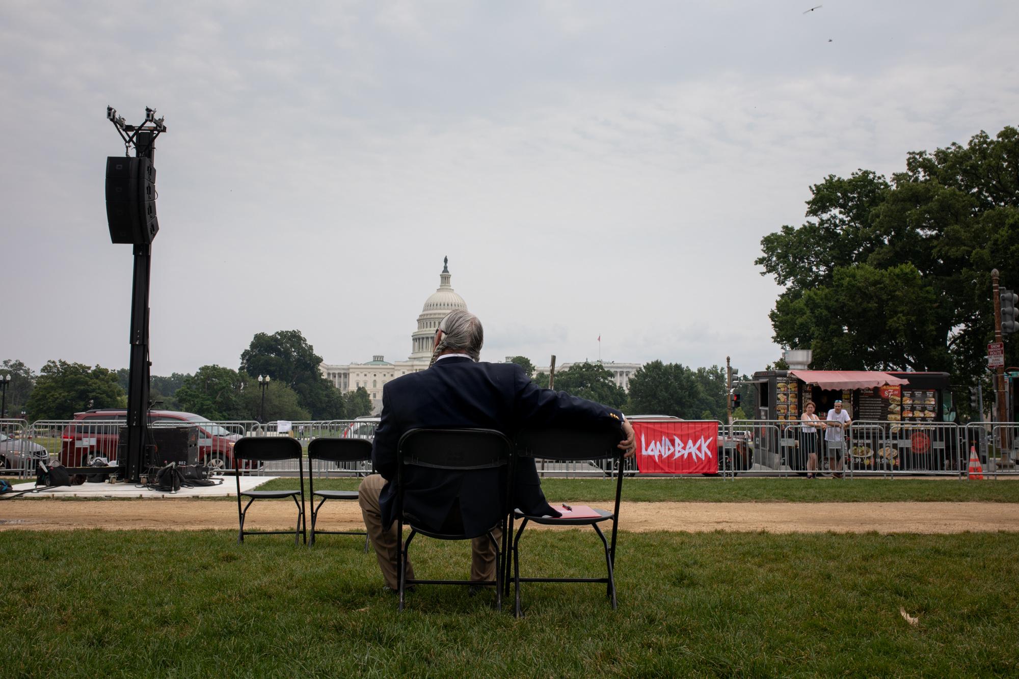 Red Road To Dc - Indigenous elder waiting for the opening ceremony at the...