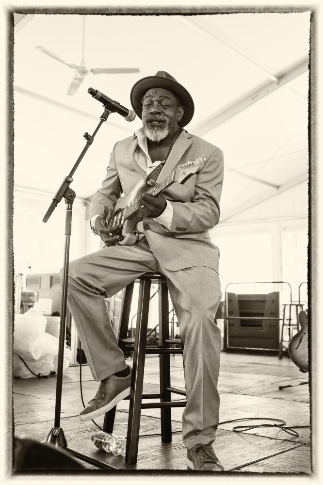 Lurrie Bell at Chicago Blues Festival | Buy this image