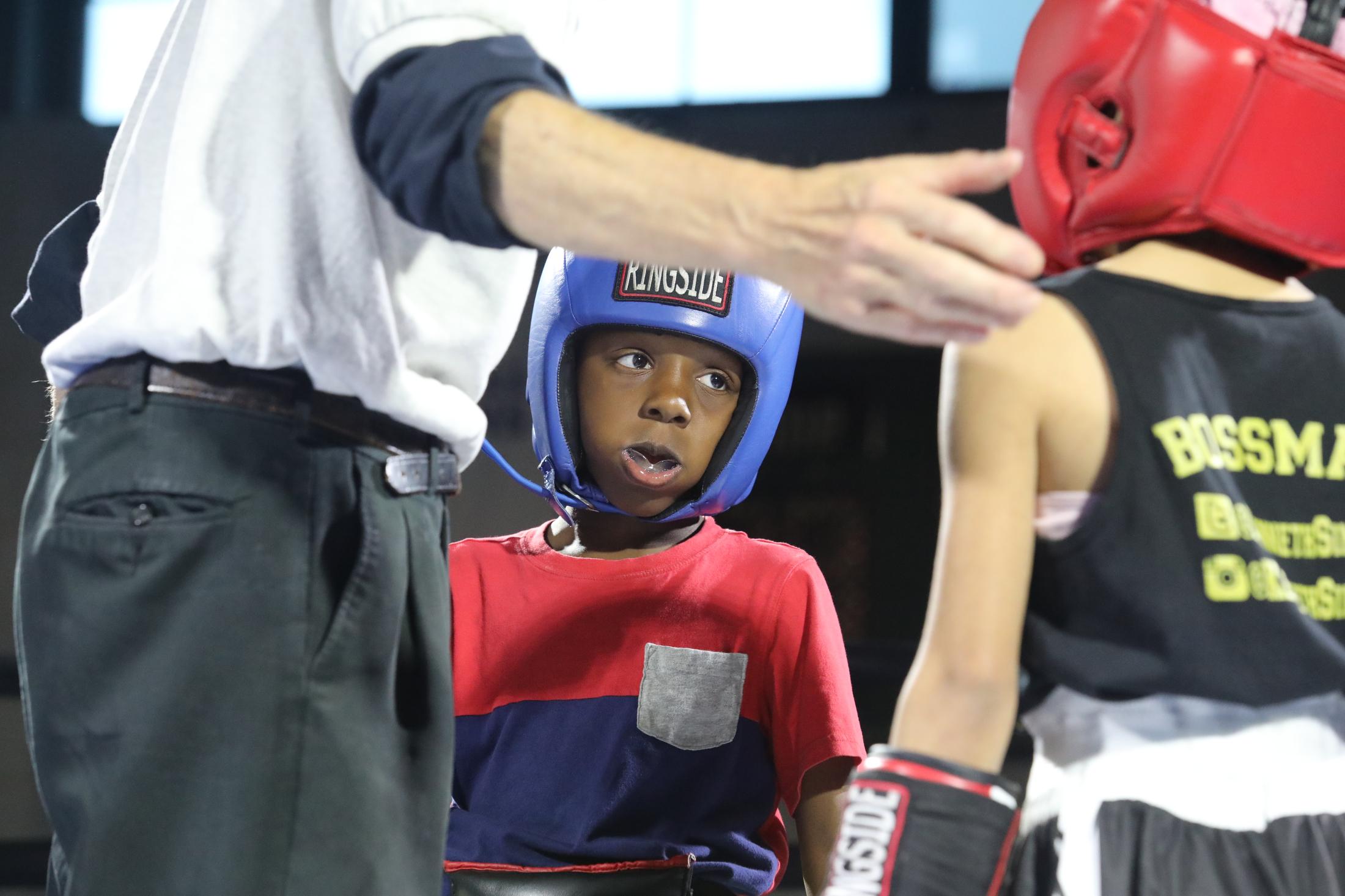 10 years in a boxing gym - Jadonis in the ring at Harrisson Park boxing tournament