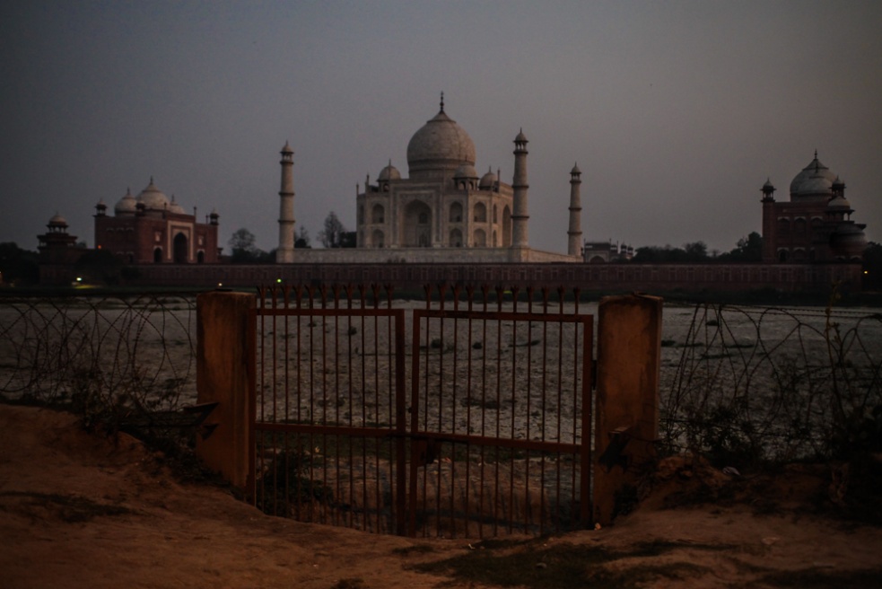 The Taj seen from across Yamuna