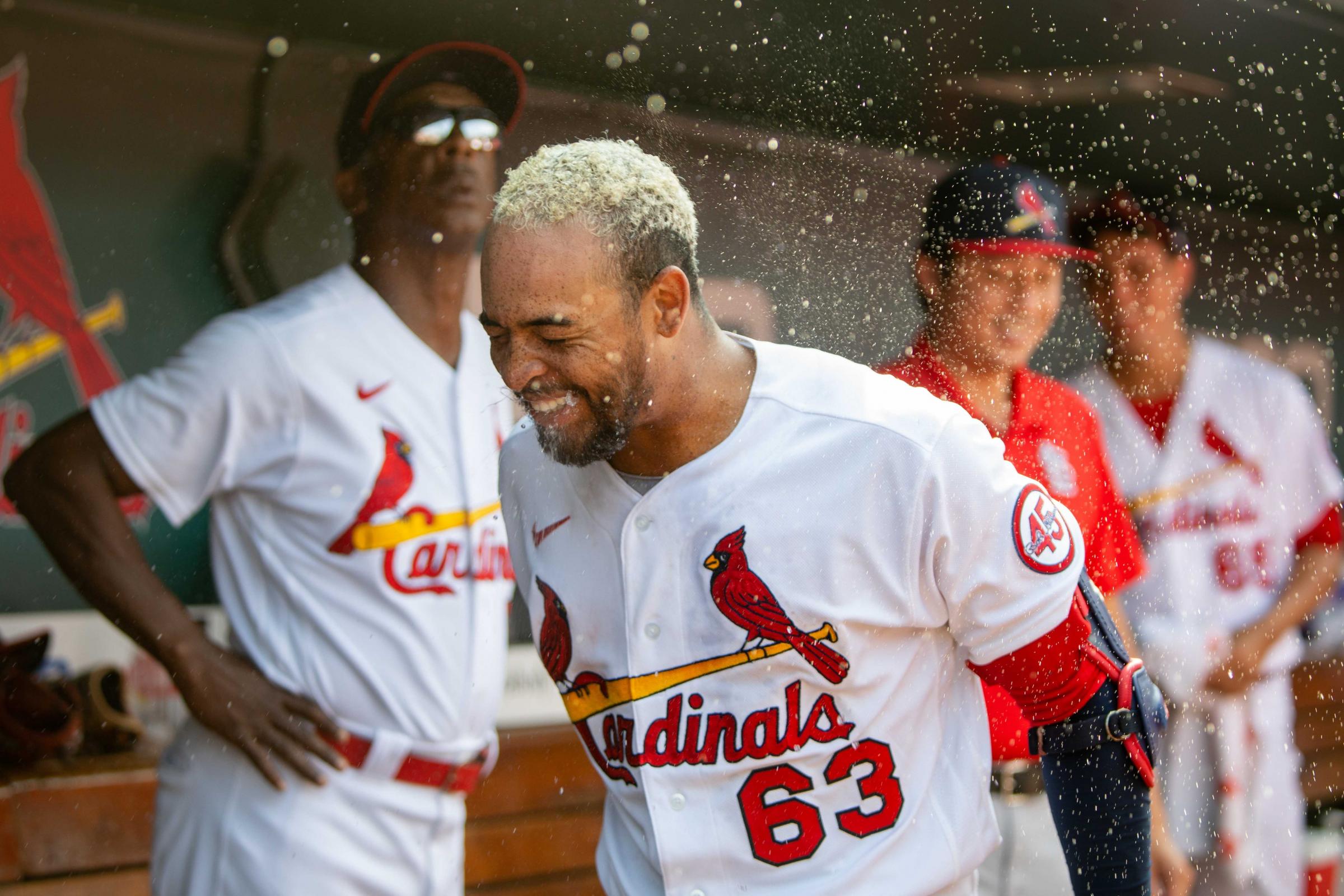 Sports - St. Louis Cardinals shortstop Edmundo Sosa (63) has water...