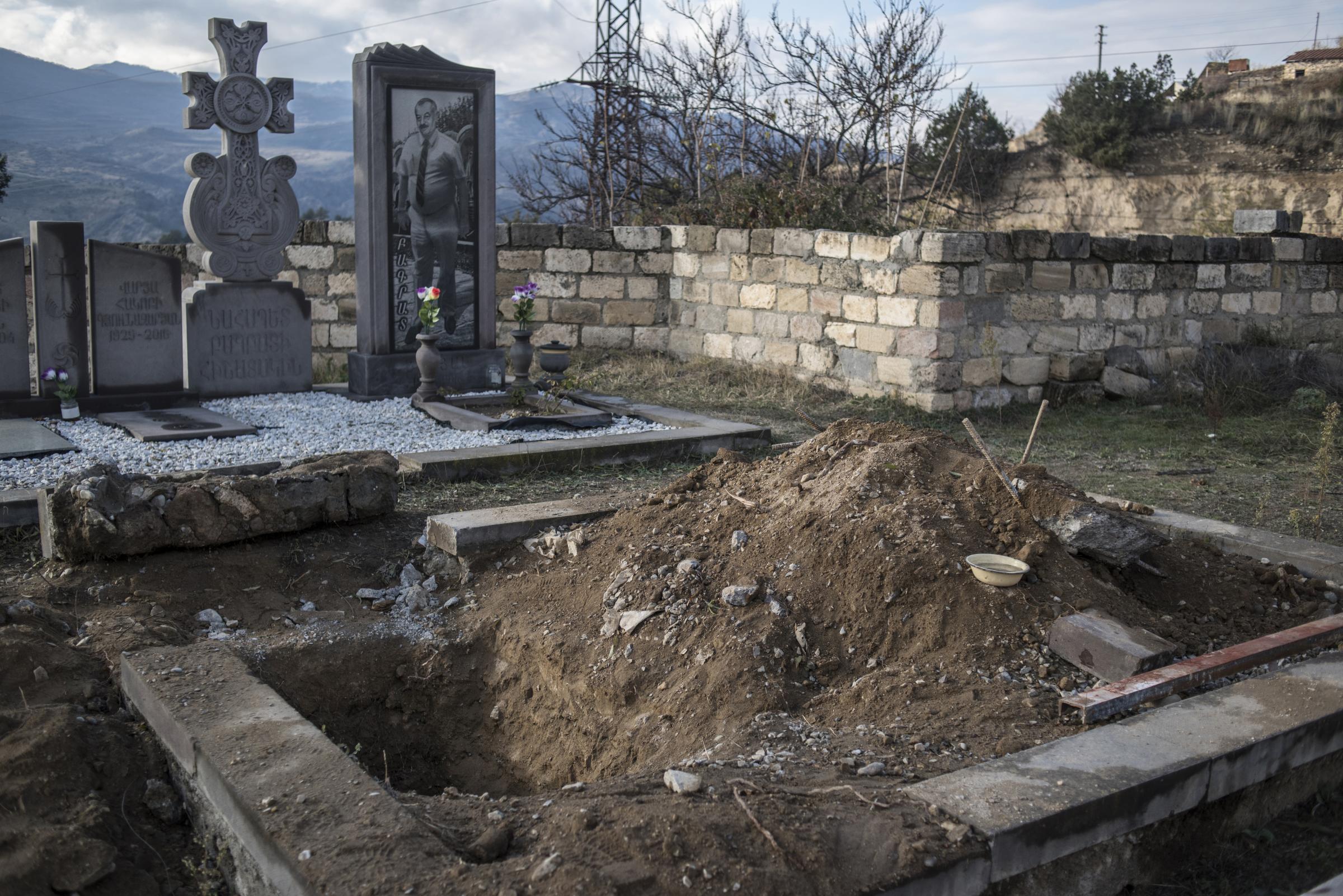Paradise Lost - During the conflict in Nagorno-Karabakh more than four thousand people were killed. A grave that...