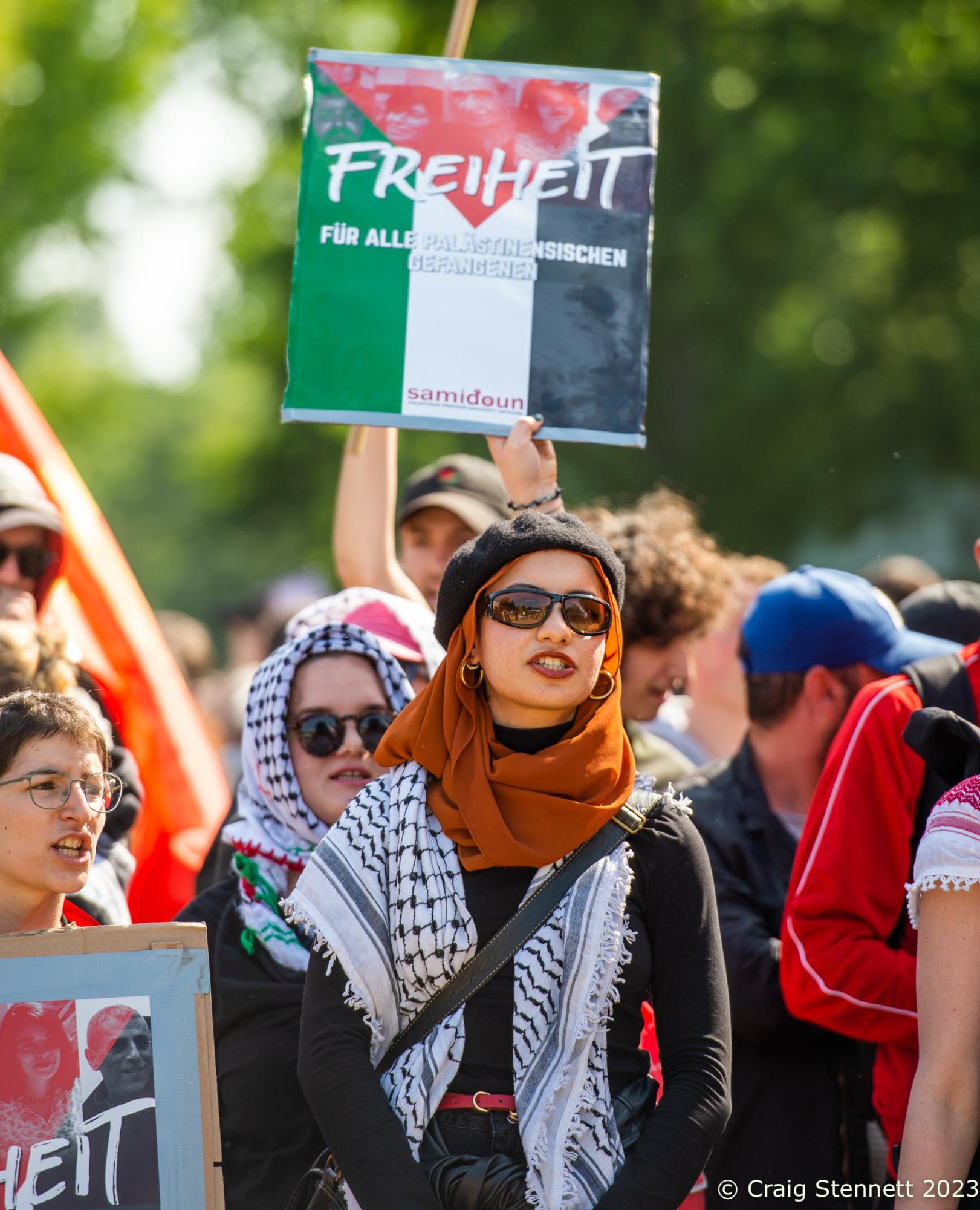 Jewish Berliners show support for Palestinian rights.