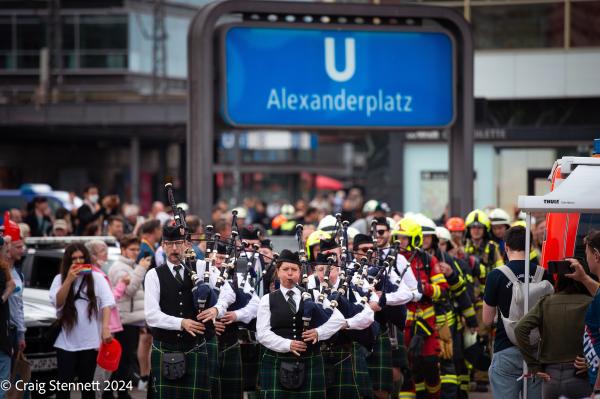 Image from Deutsch Dudelsackspieler - BERLIN, GERMANY-MAY 14: Highland Pipe Band the...