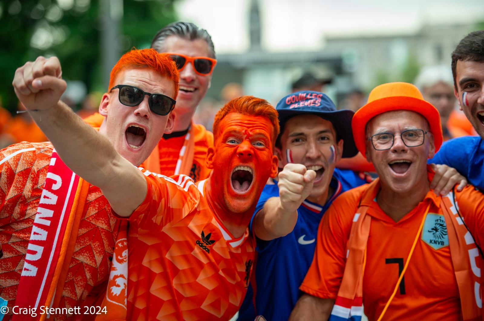 LEIPZIG, GERMANY - JUNE 21: LEI...by Craig Stennett/Getty Images)