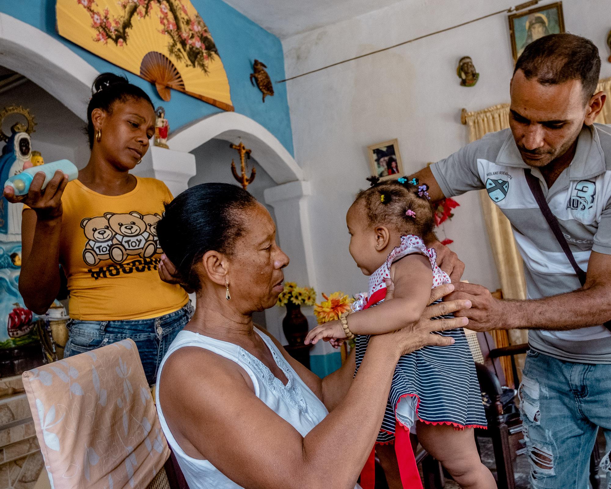 Cuba, pays de la "Revolucion" ? - Familia Regla, Trinidad, Cuba 2023