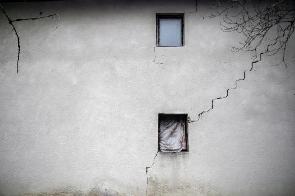 Stranded - Bihac/Bosnia-Herzegovina - A window covered with blankets in order to keep the heat...
