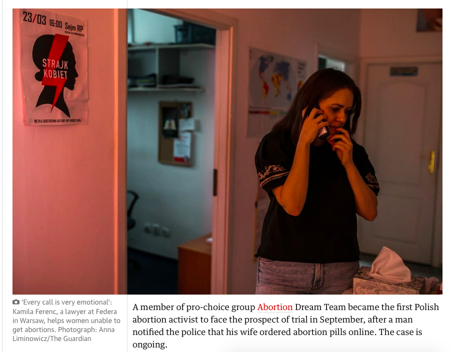 Art and Documentary Photography - Loading the_guardian_anna_liminowicz_9.png
