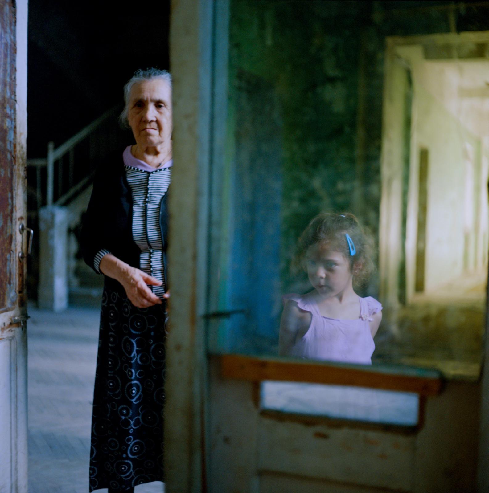 A forest on the roof (ongoing) - Victoria with her grandmother. Sanatorium...
