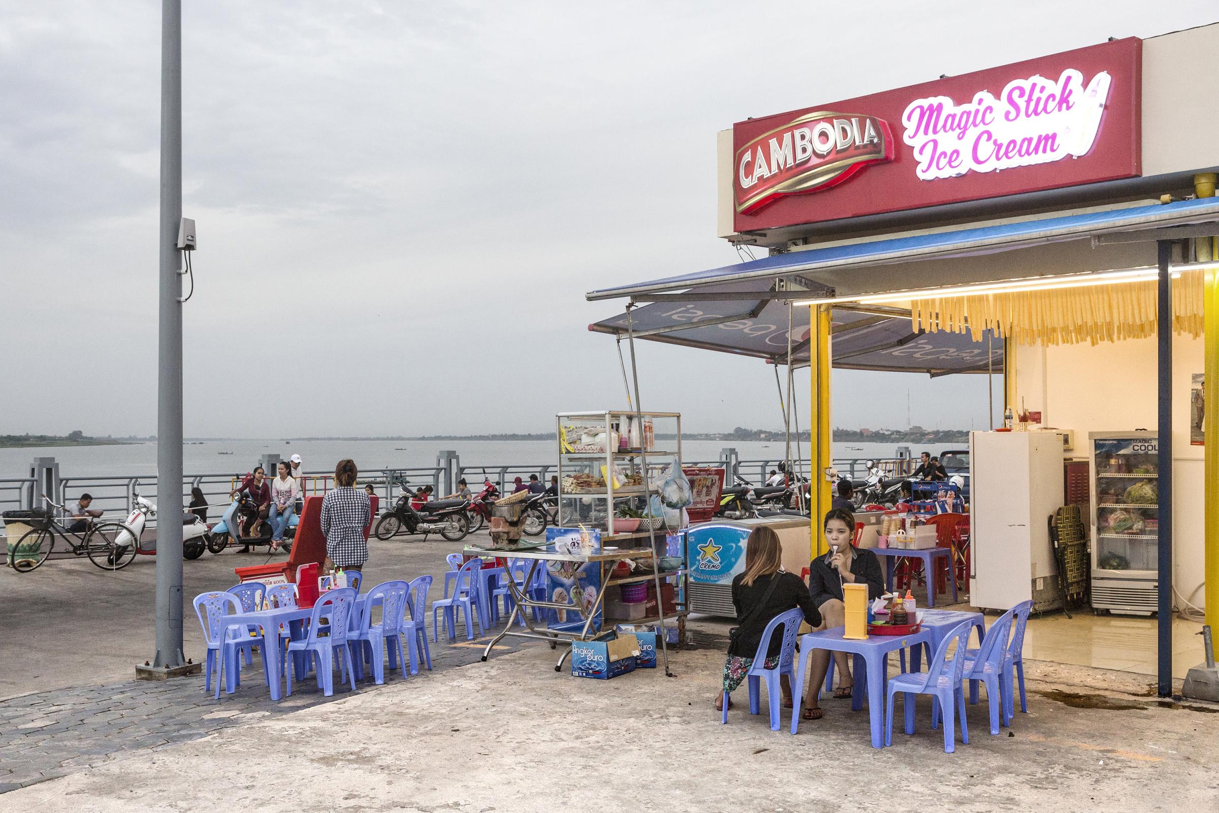 • Diamond Island: Le paradis ultra-moderne Cambodgien -  Dans le nord de l'île une esplanade a...