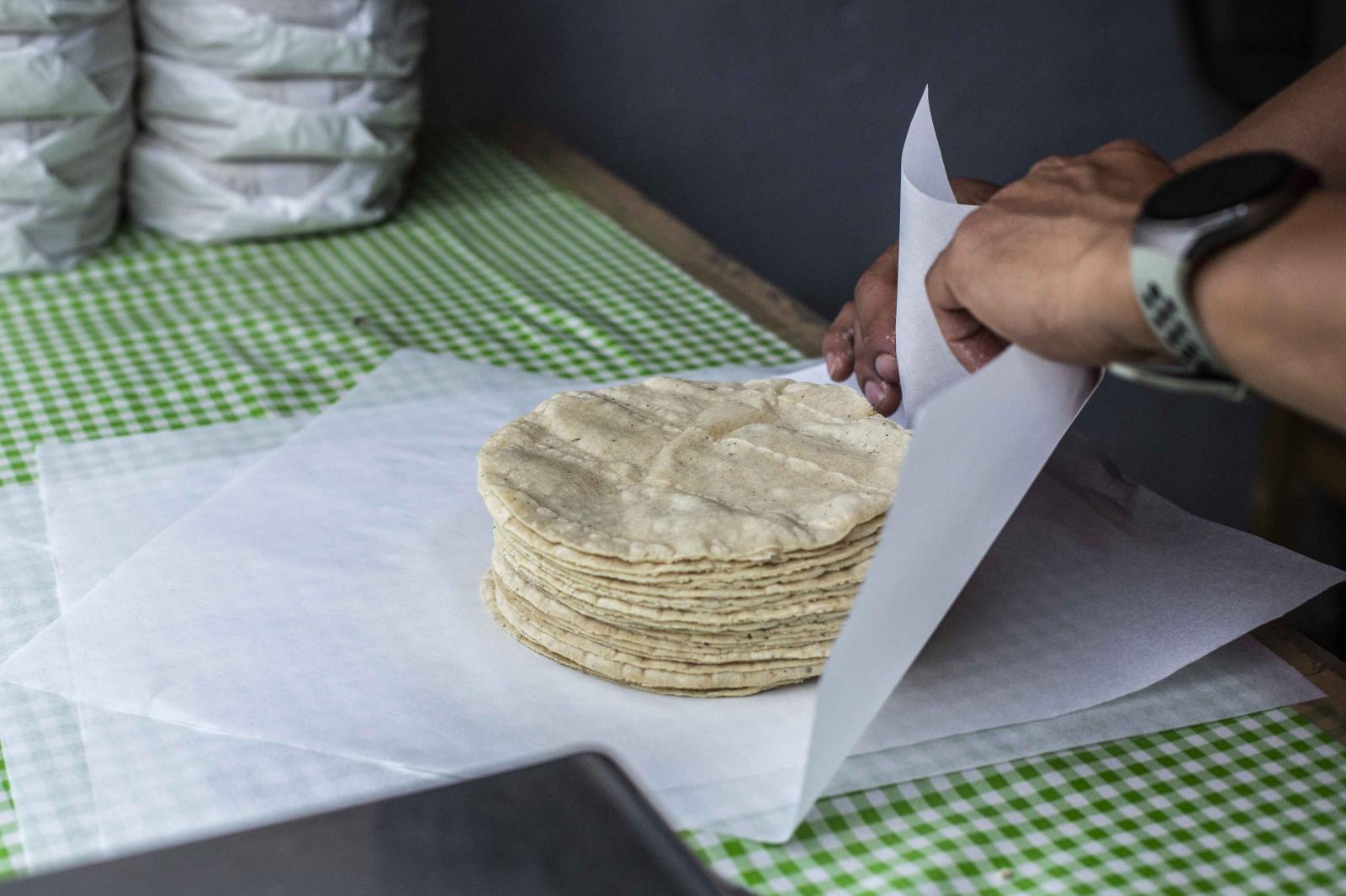 Bloomberg News: Tortilla Price Spike Leads Mexico to Consider Corn Imports