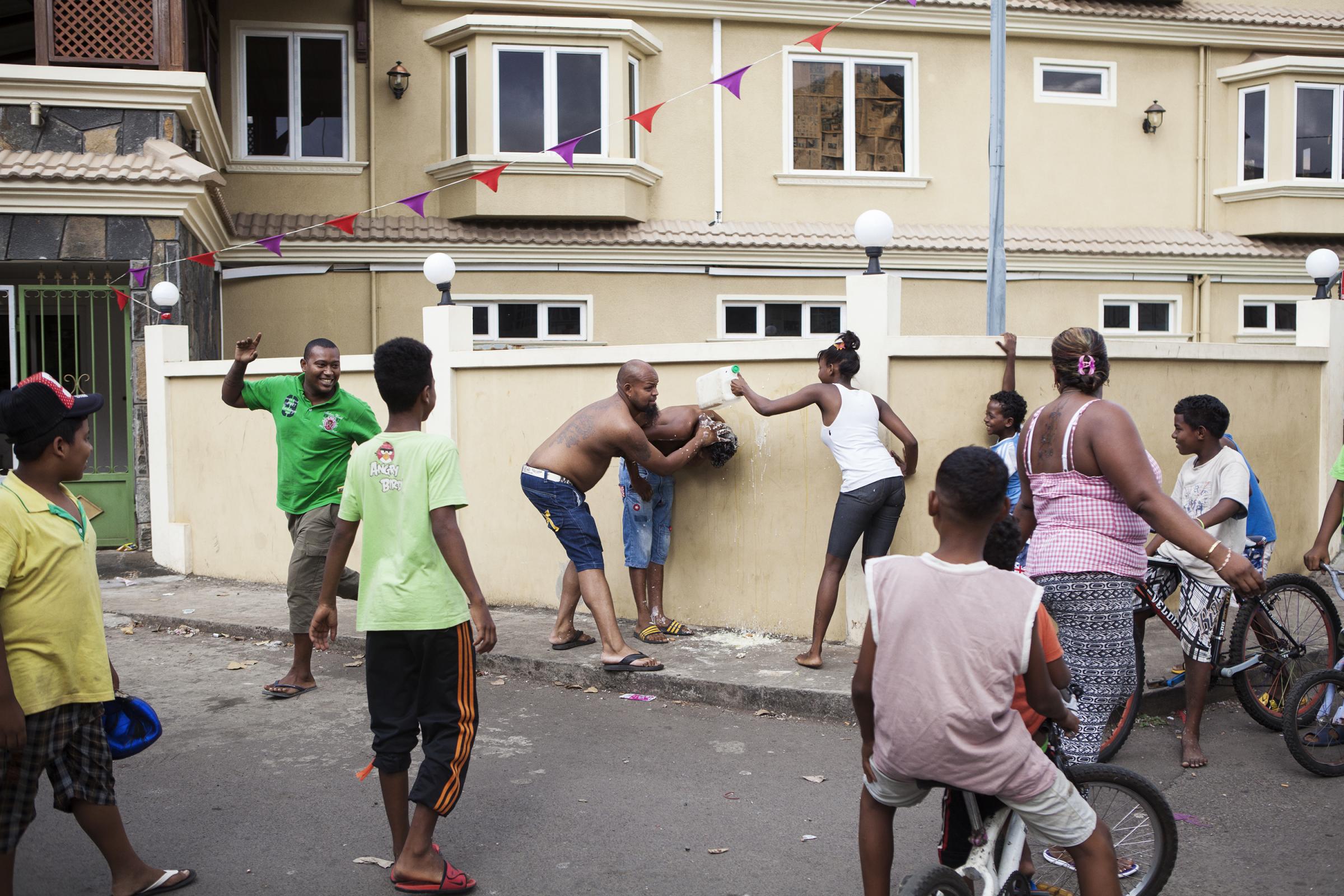 • Chagos Project: Part I (Ile Maurice) -  14 décembre 2014, Port-Louis. Moment de...