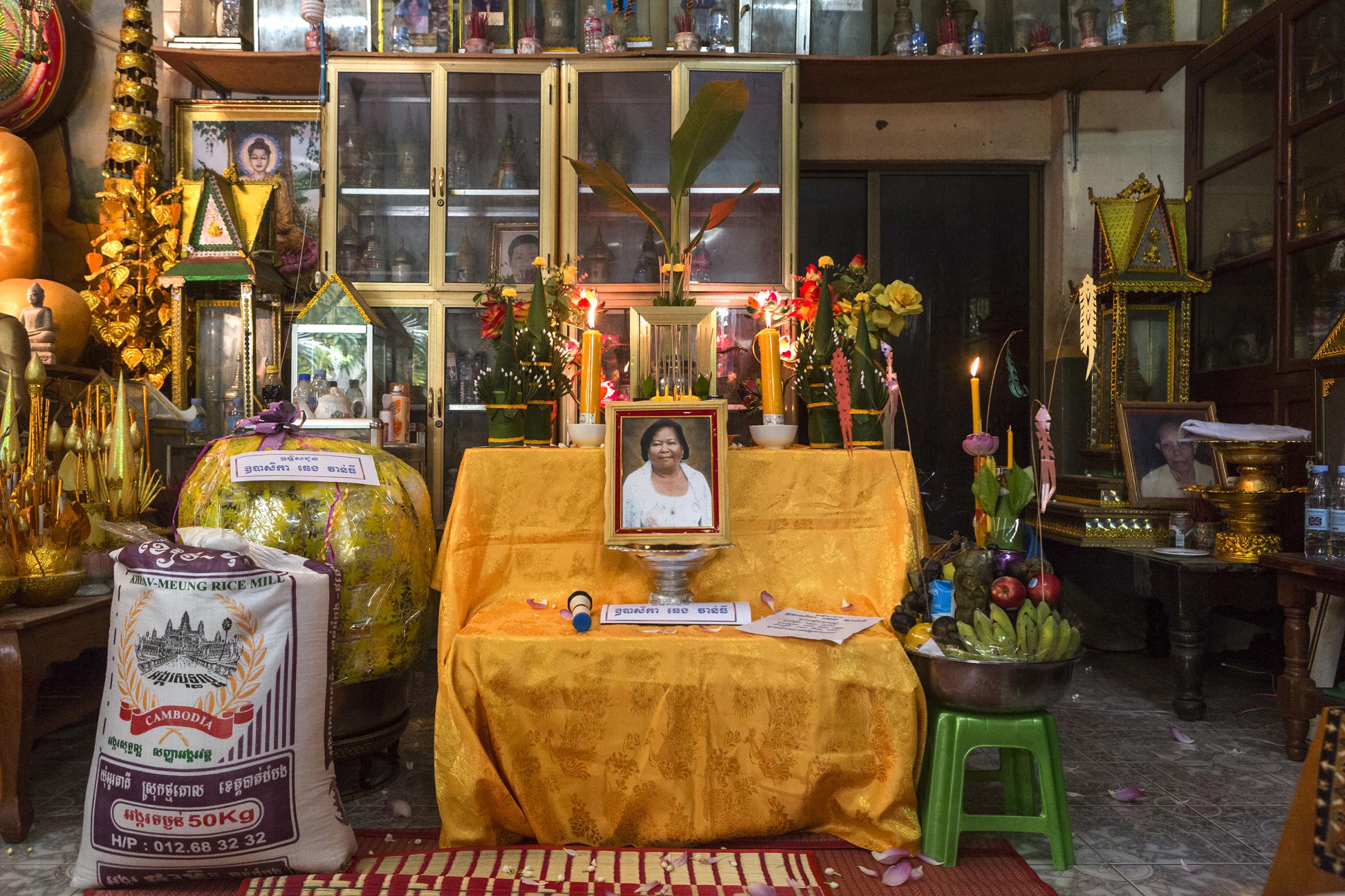 • L’histoire de Sophea et des Khméricains du Cambodge -  Juin 2016. Monastère proche du Palais Royal...