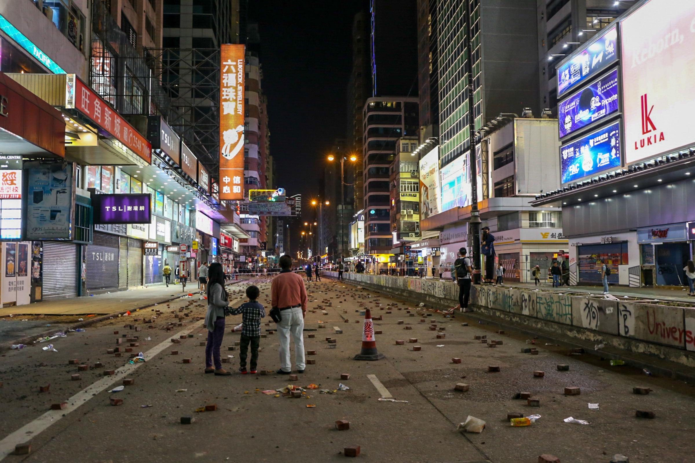 [2019-2021] Hong Kong Protests: Behind the Front Lines - 
