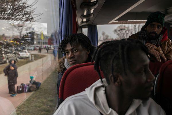 The Globe and Mail: Africans and Asians fleeing Ukraine subjected to racial discrimination by border guards