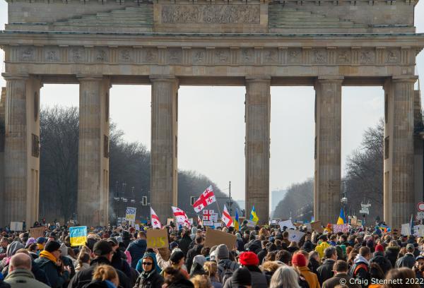 BERLIN,GERMANY-FEBRUARY 27: &#39;Stop the War! Peace for Ukraine and the whole of Europe&#39; demonstrate on Parizer Platz in Berlin, Germany on February 27, 2022.(Photo by Craig Stennett/Getty Images)