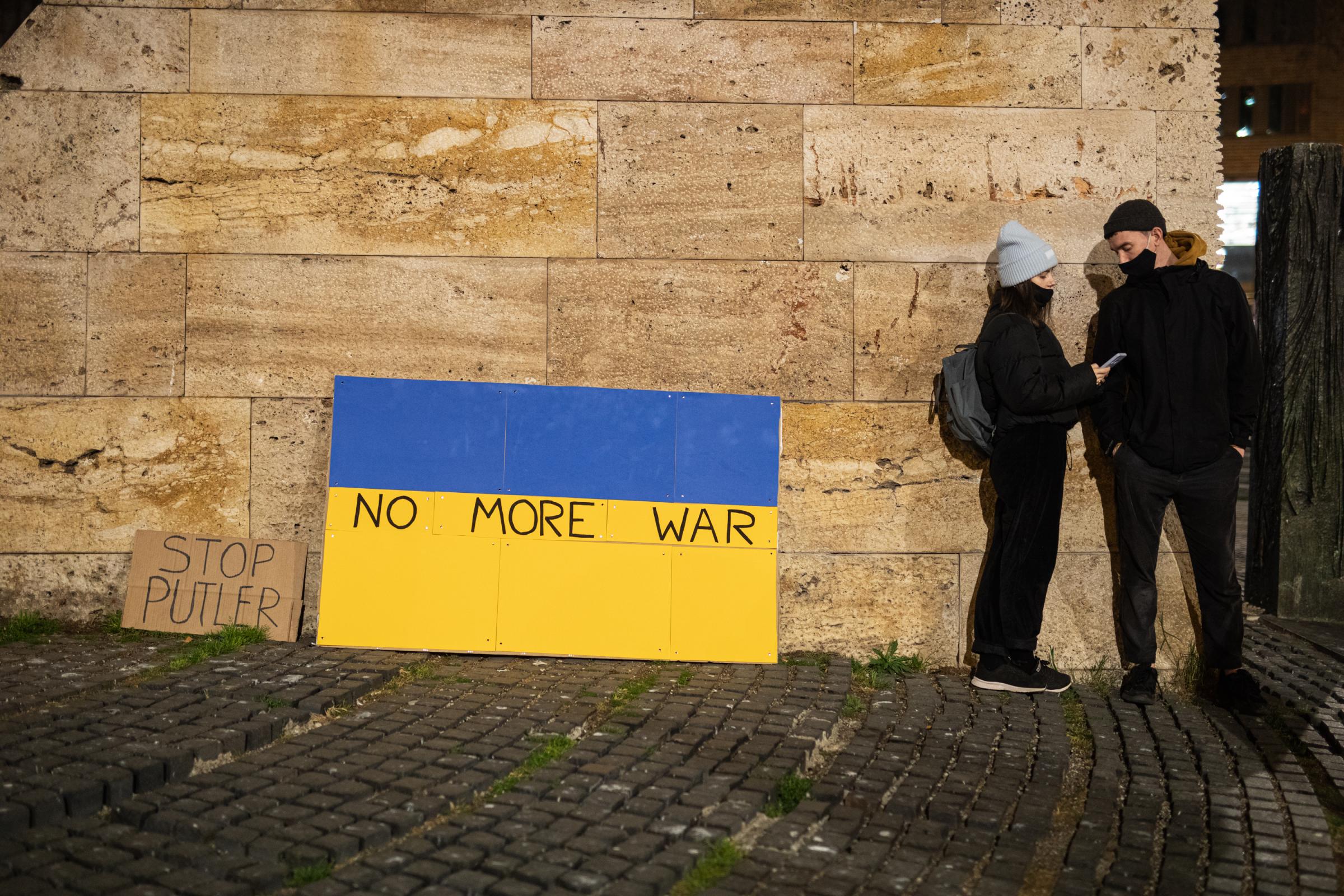 Protestors In Spain Rally For Ukraine After Russian Invasion - BARCELONA, SPAIN - FEBRUARY 26: A sign reading 'no more...