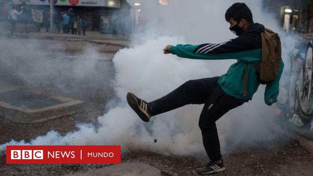 BBC Mundo.           "El sistema chileno es más cruel que el coronavirus": el rebrote de las manifestaciones en Chile en medio de la pandemia - BBC News Mundo