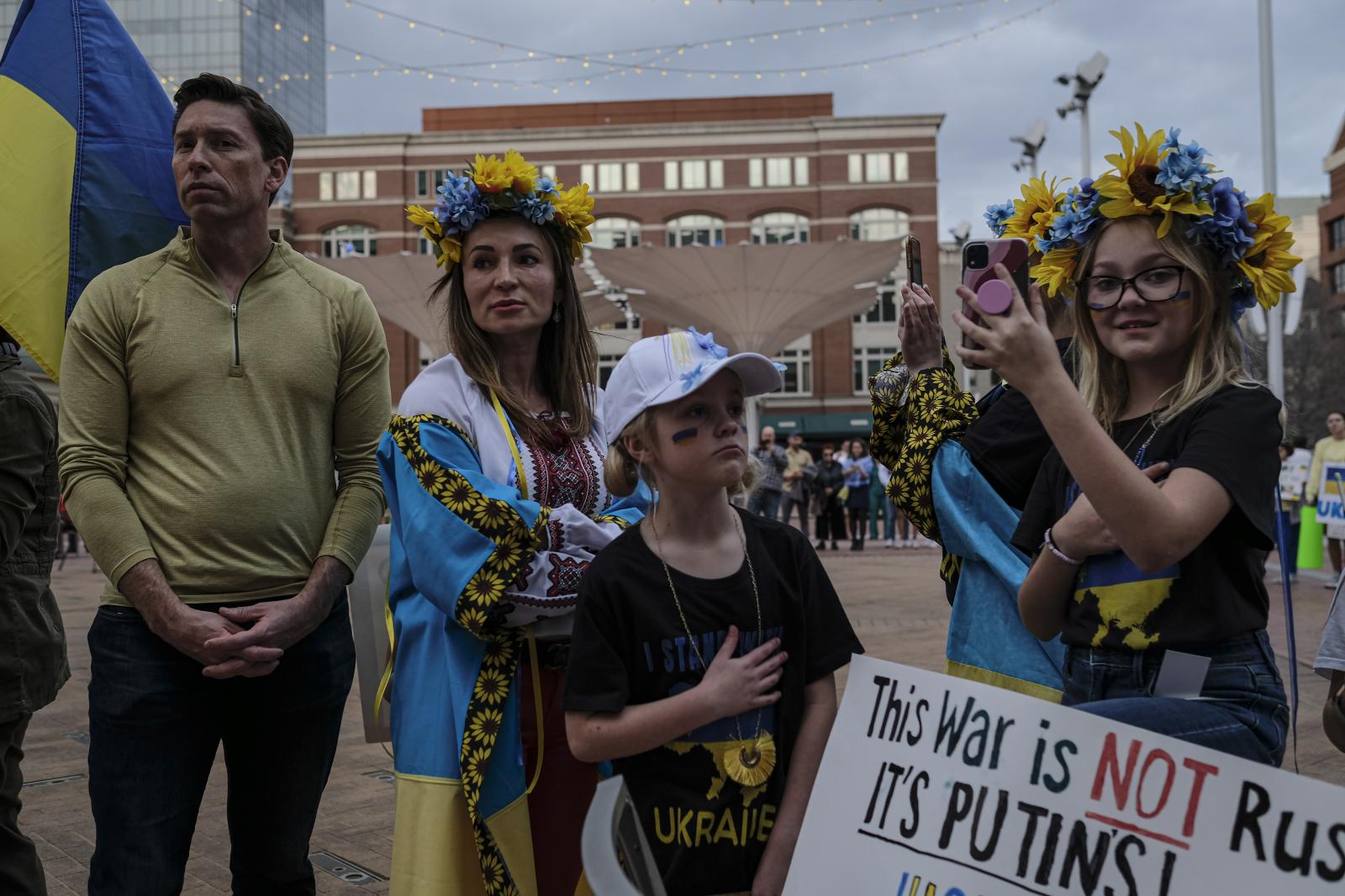 A group of Fort Worth residents... the Ukrainian National Anthem.