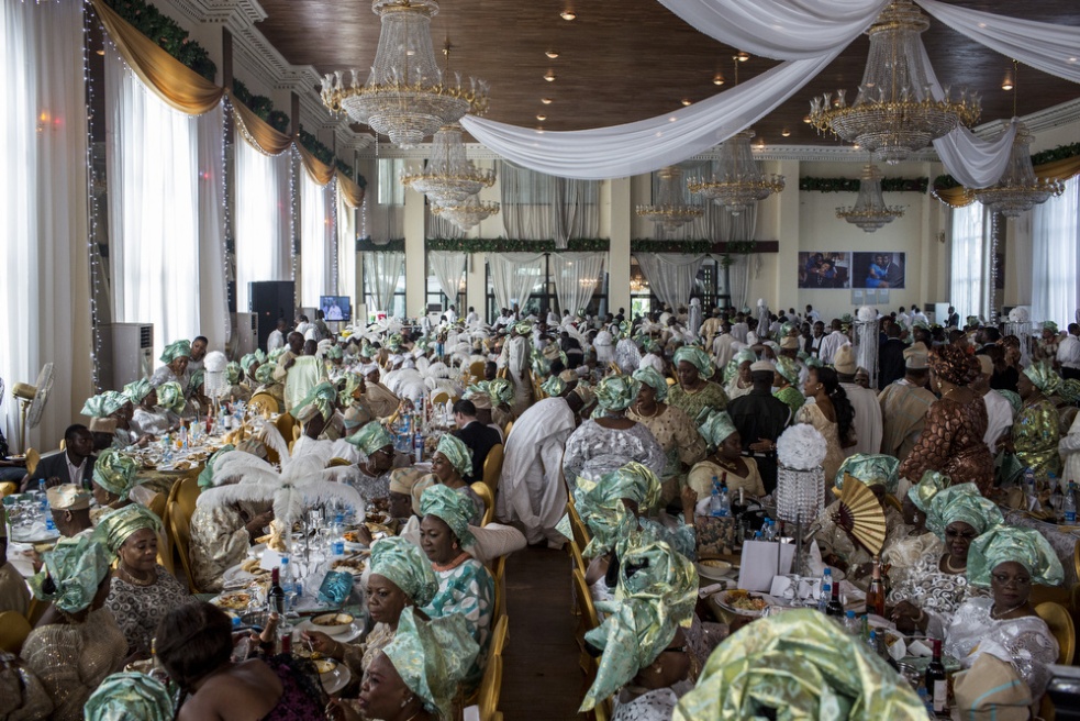 An opulent wedding for nearly a...sen by the bride's family.