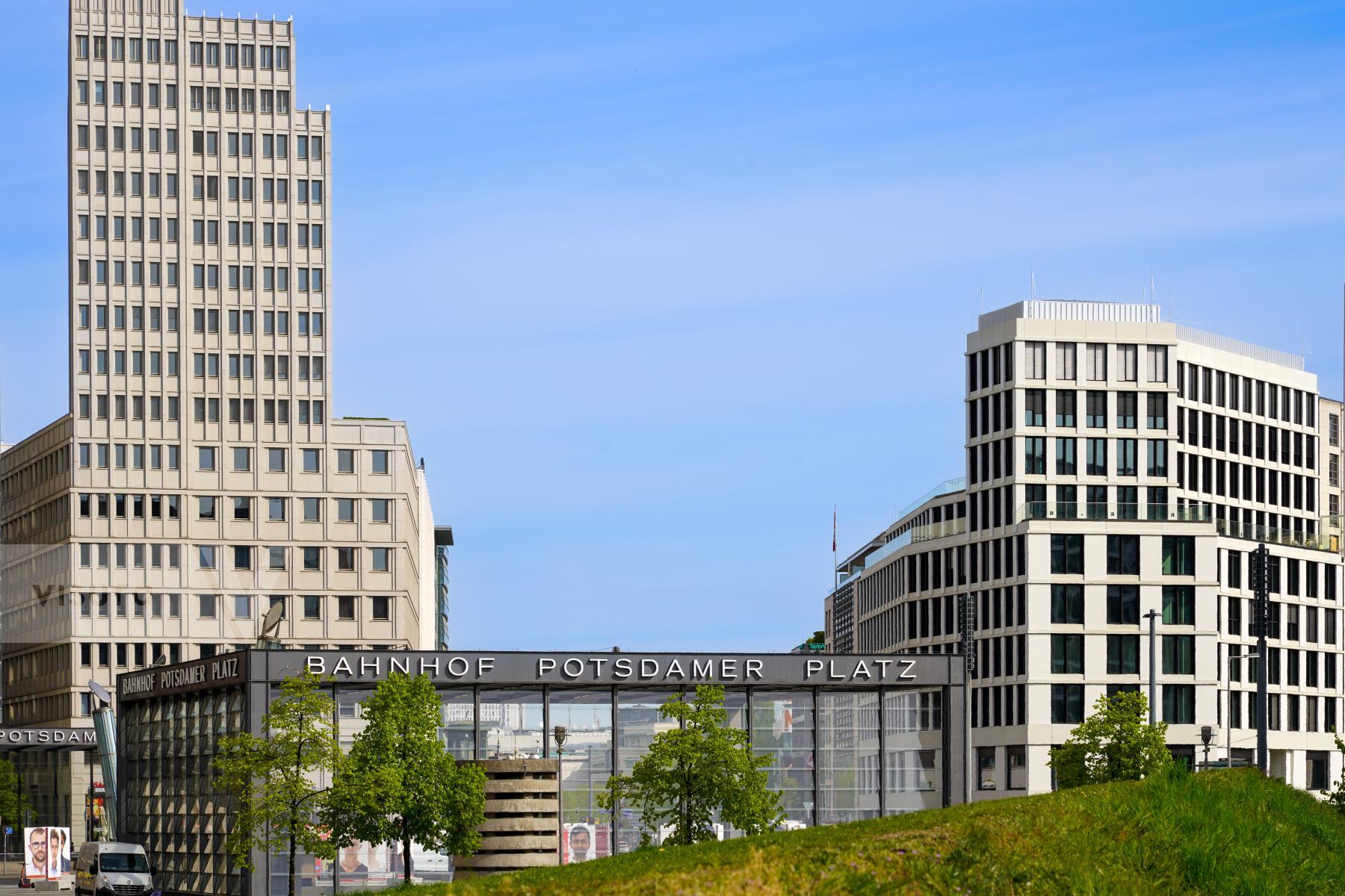 Purchase Berlin: Station Potsdamer Platz by Michael Nguyen