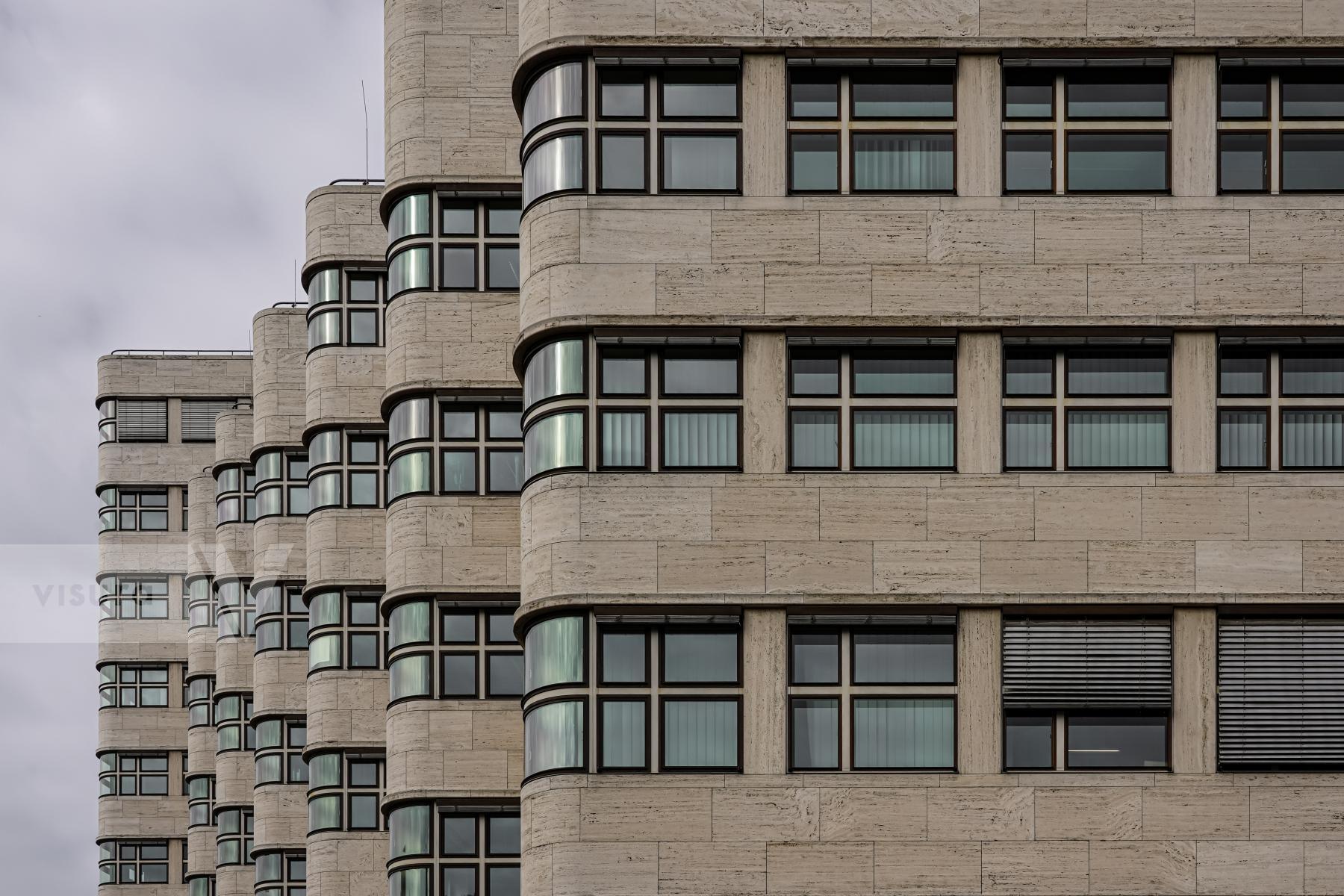 Purchase Architectural City Tours: Berlin. Shell House. Symphony of Curves: Modernism Embodied in Stone by Michael Nguyen