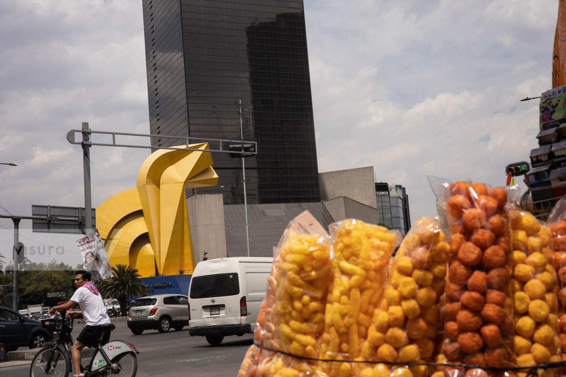 Purchase snack seller by Octavio Hoyos