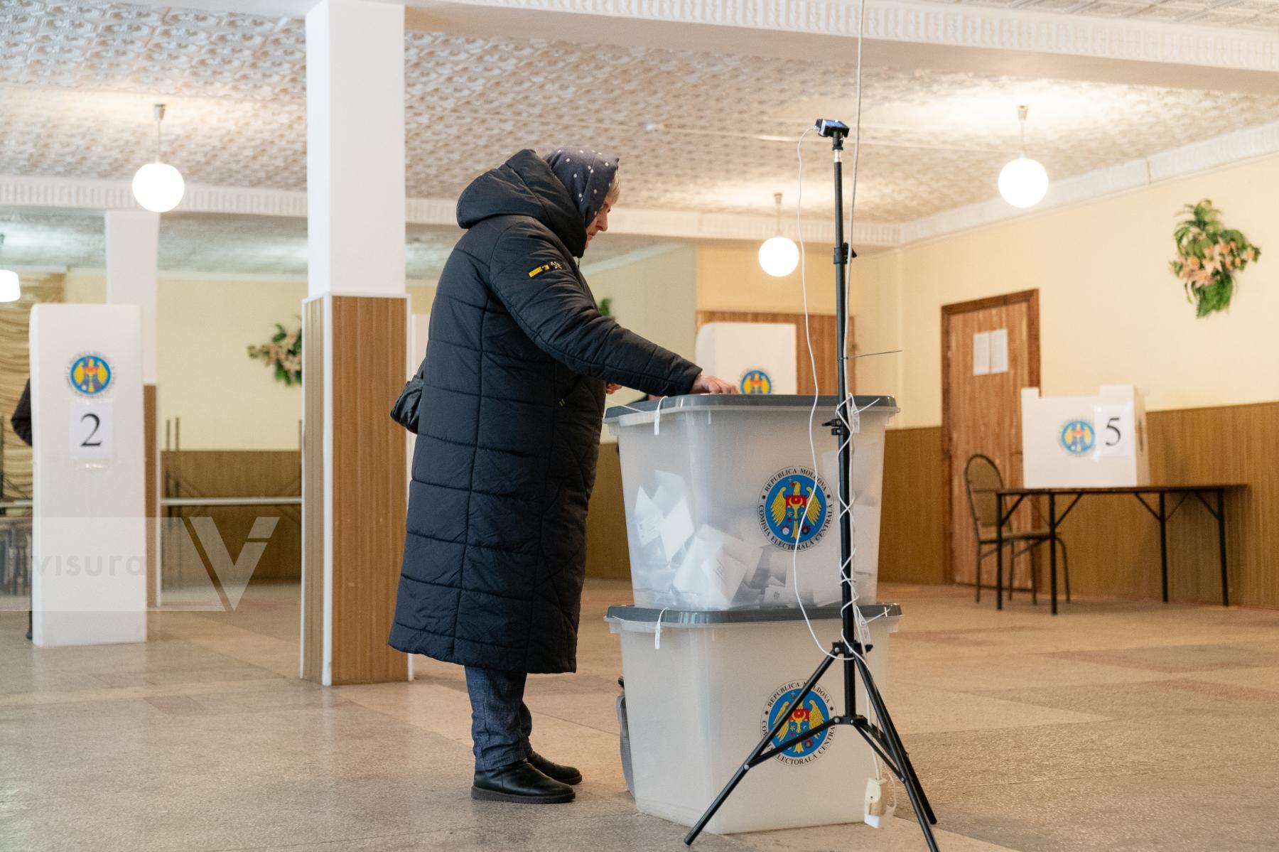 Purchase Elections in Moldova by Chiara Dazi