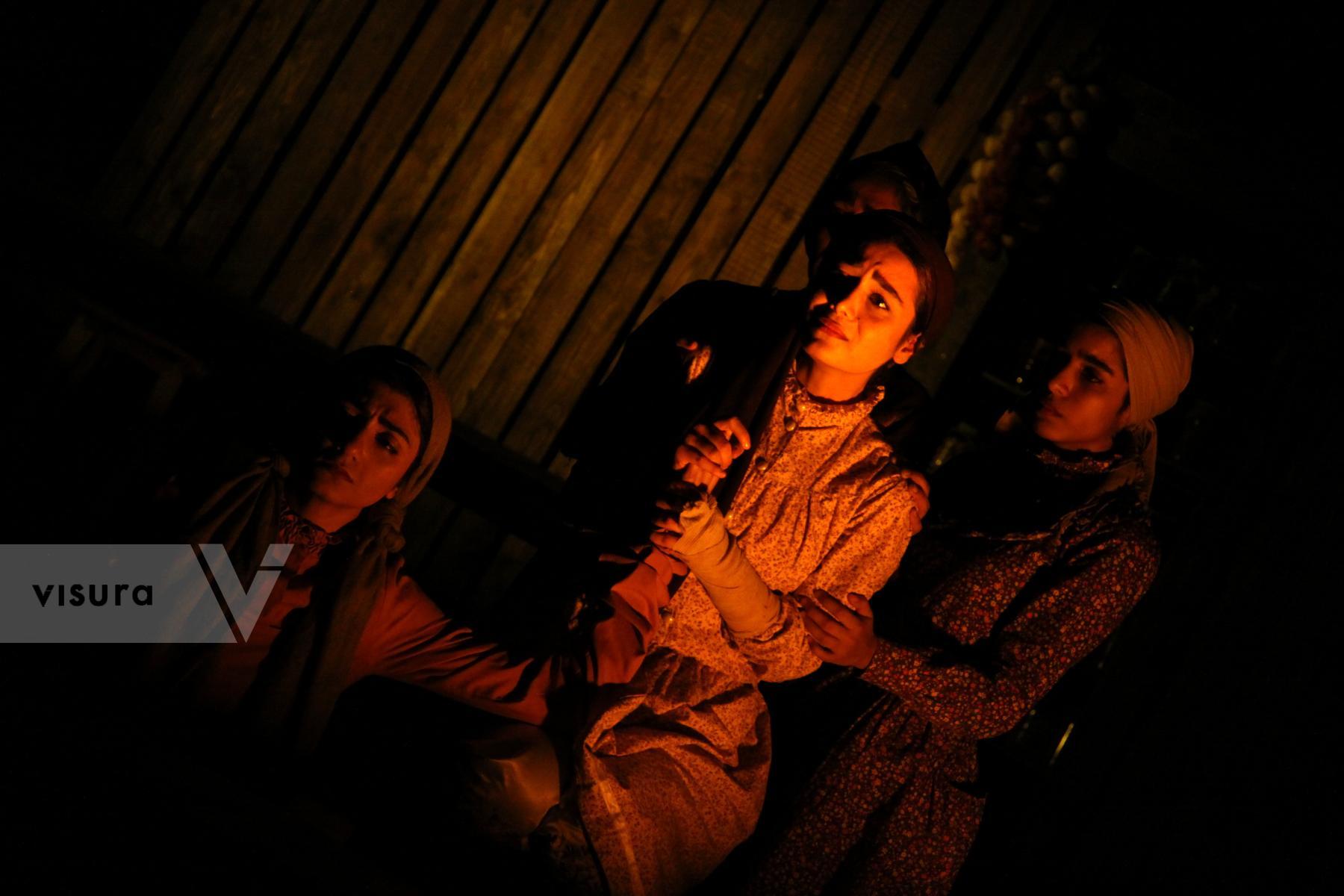 Purchase A Decade of Theatre in Tehran by Rouzbeh Fouladi