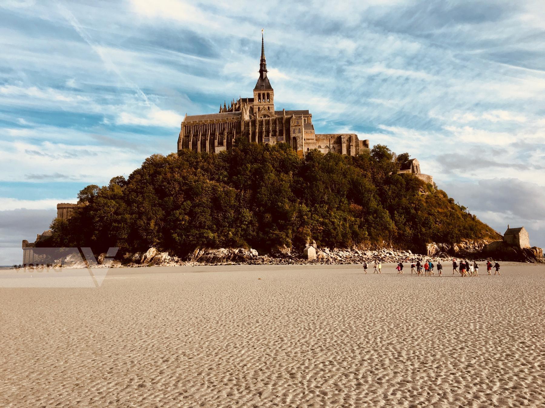 Purchase Mont Saint Michel by James Reade Venable