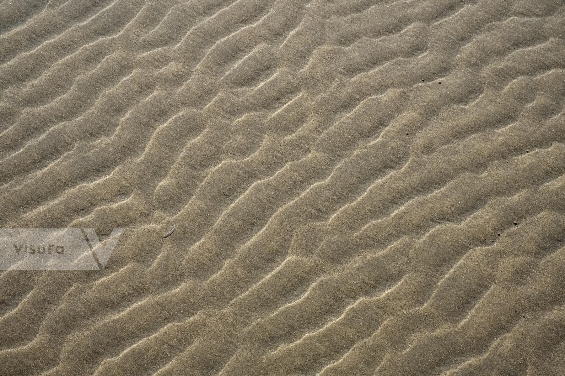 Purchase Waves Pattern by Ellen Kok